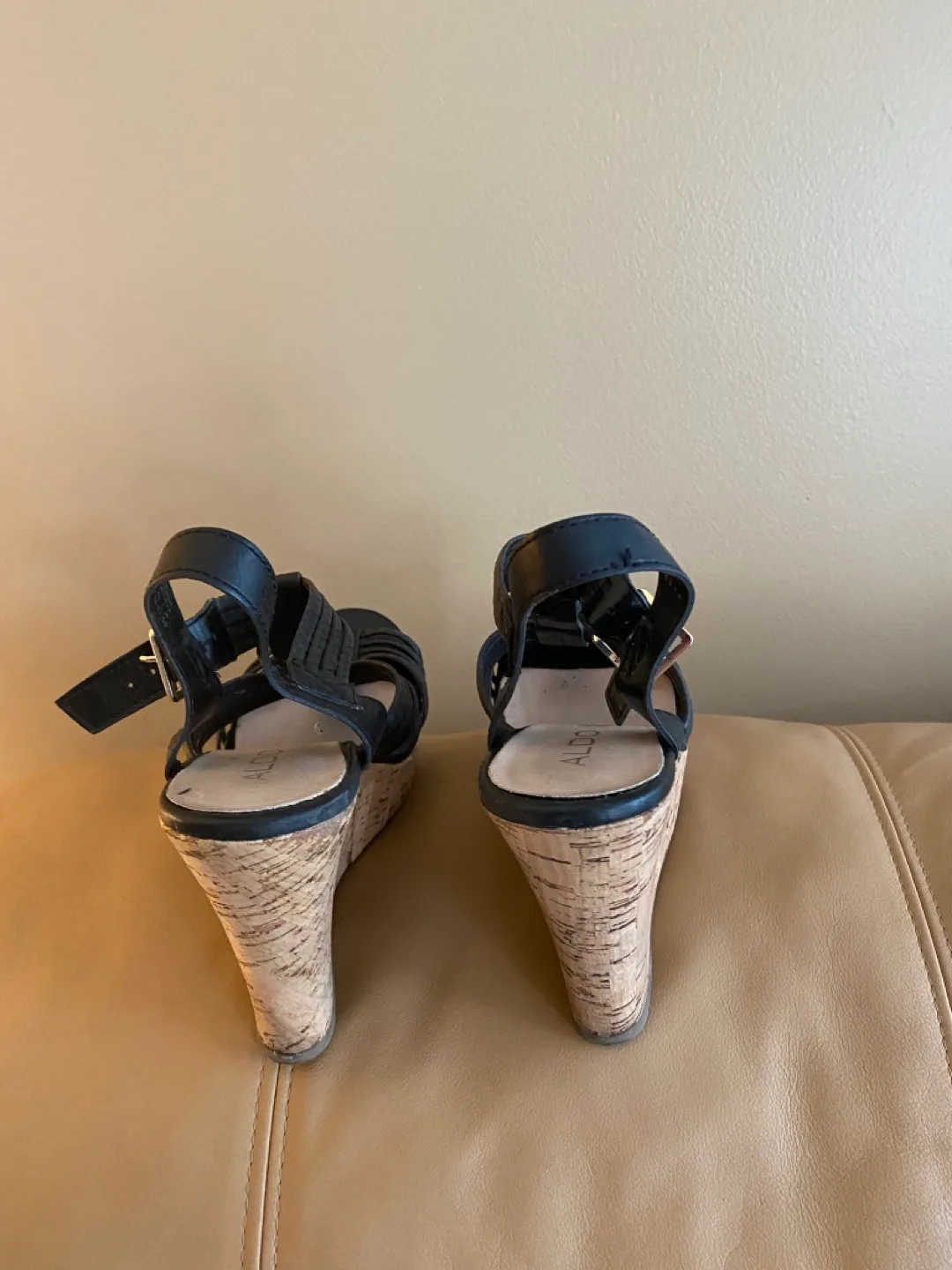 Black Wedge Sandals image indicator(2)