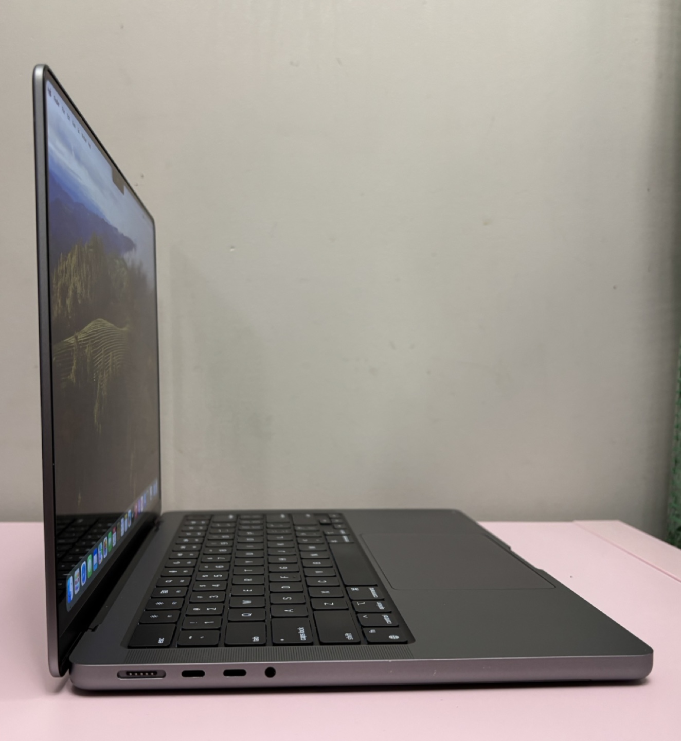 MacBook Pro 14-inch, 2021 - photo 5