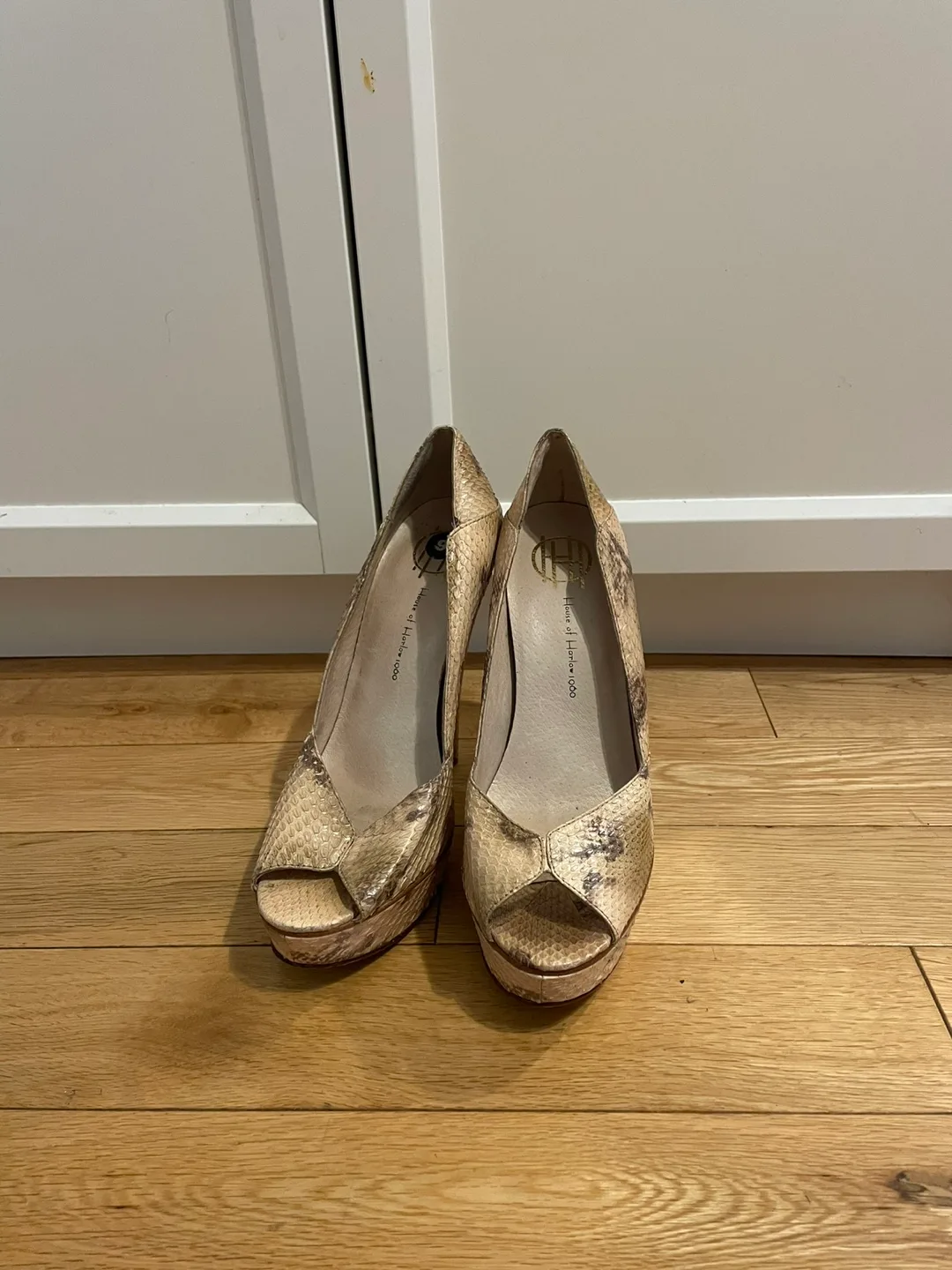 House of Harlow Women's Snakeskin Platform Heels image indicator(2)