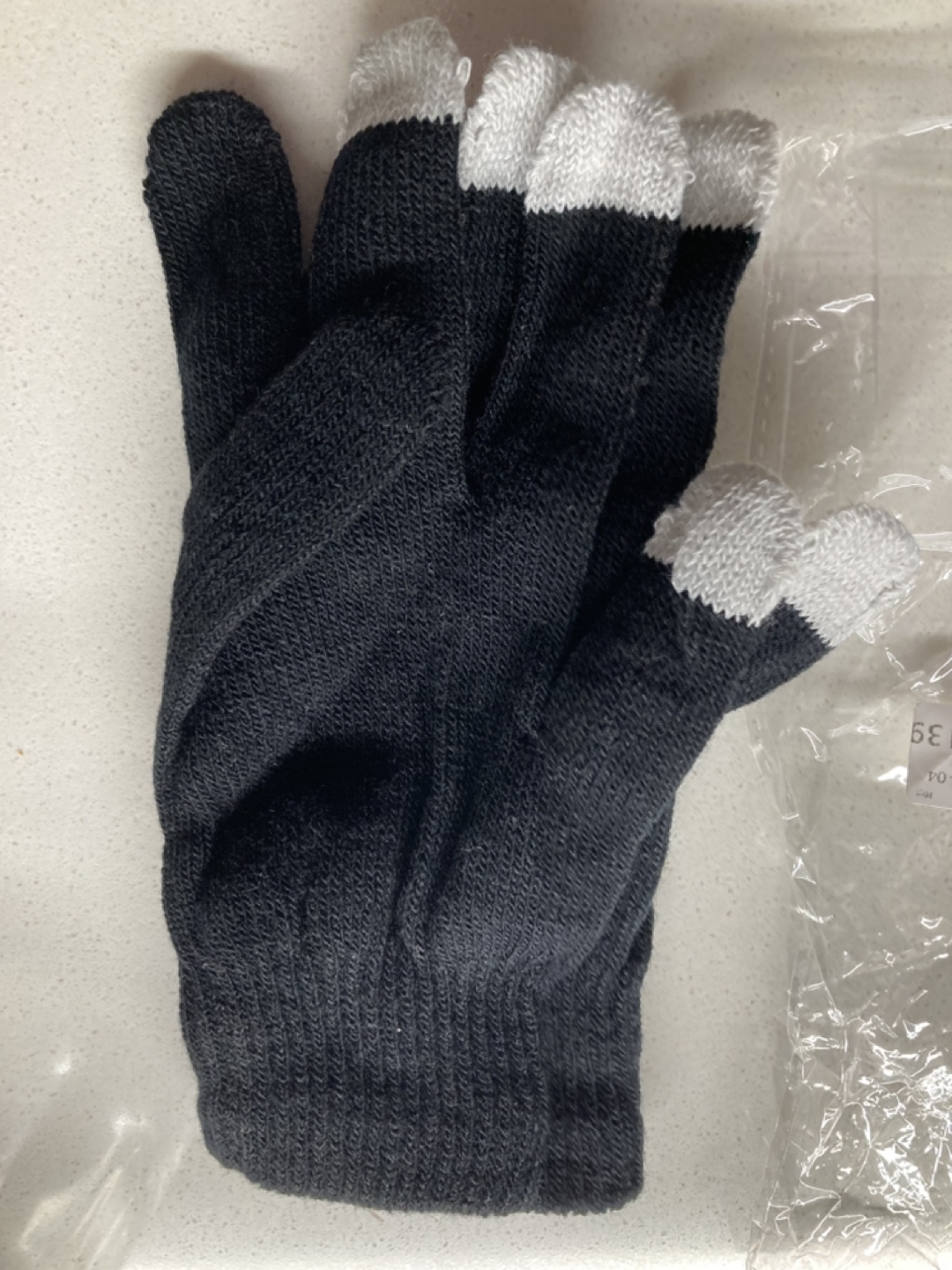 FREE Black Touchscreen  Gloves Unisex