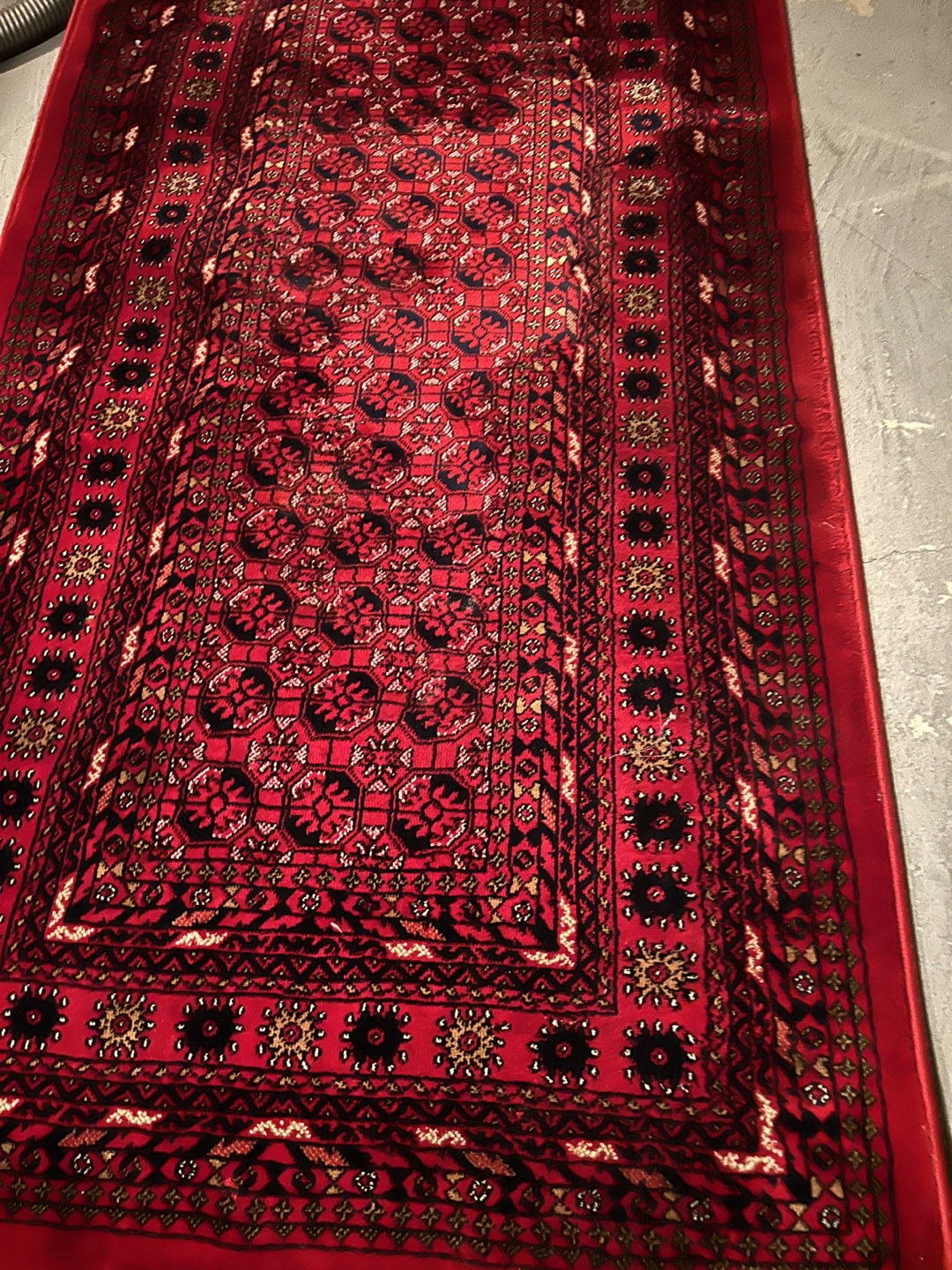 Luxurious Red Persian Rug Imported from Turkey - photo 2