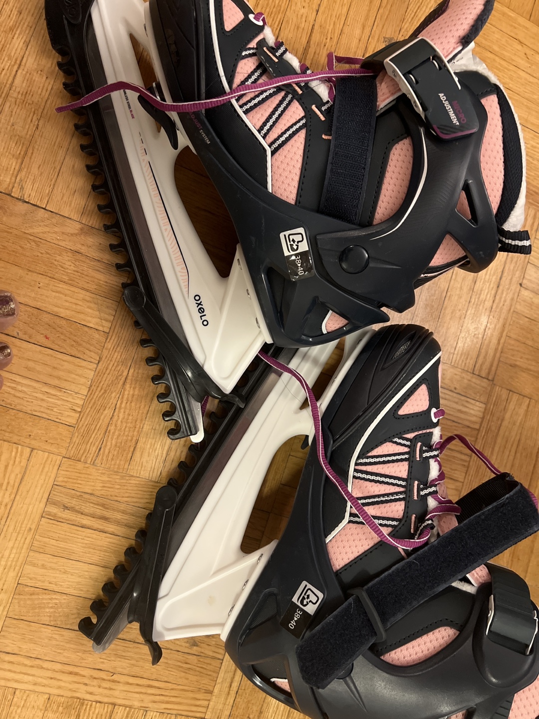 OXO  Figure Skates