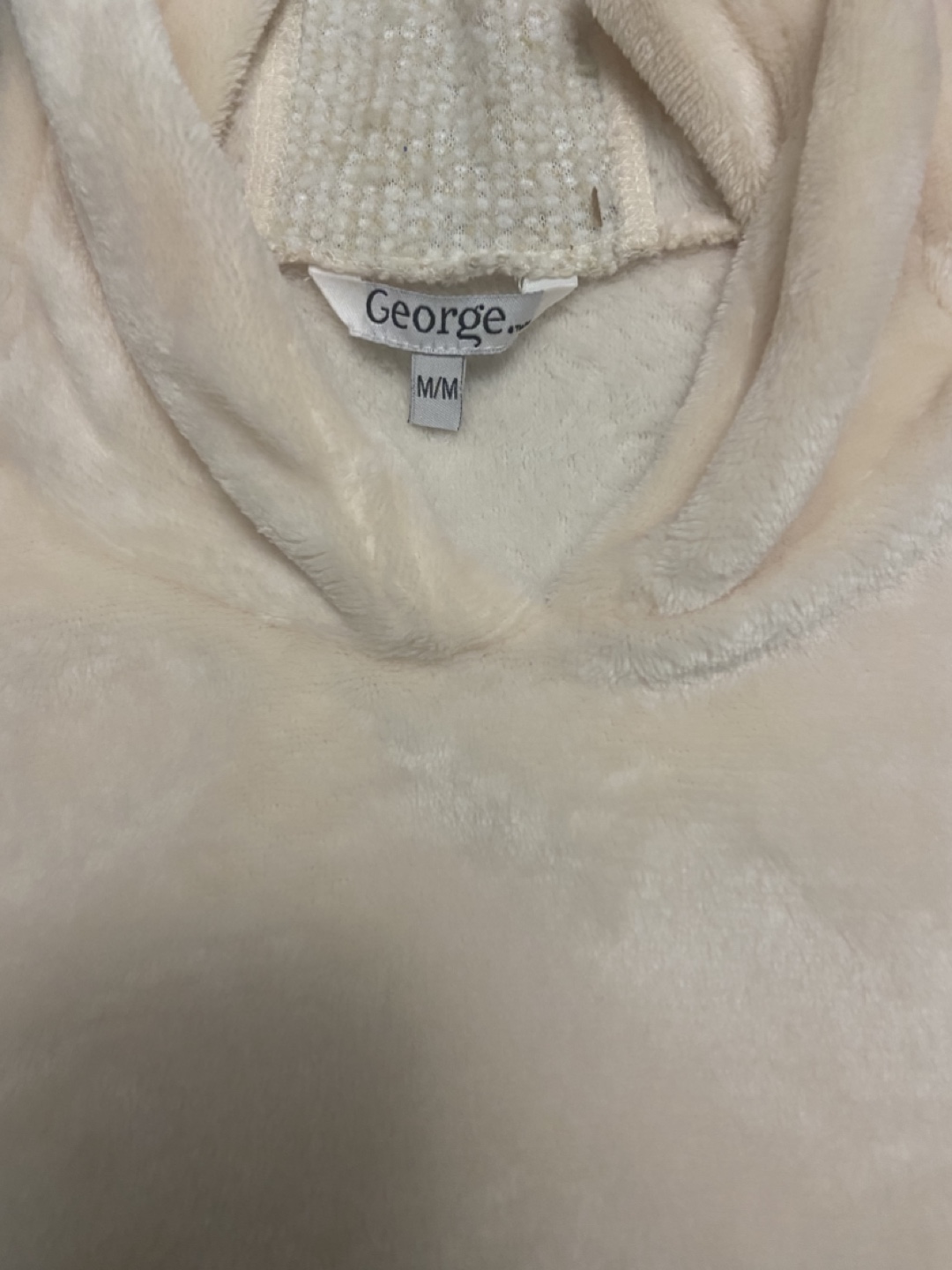Women hoodie size M soft and fluffy - photo 3