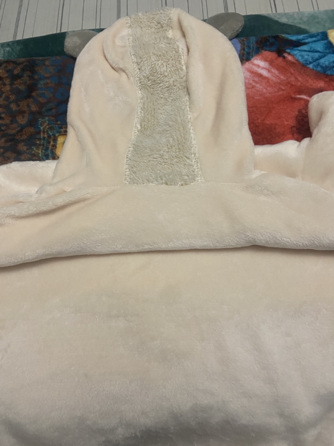 Women hoodie size M soft and fluffy - photo 4