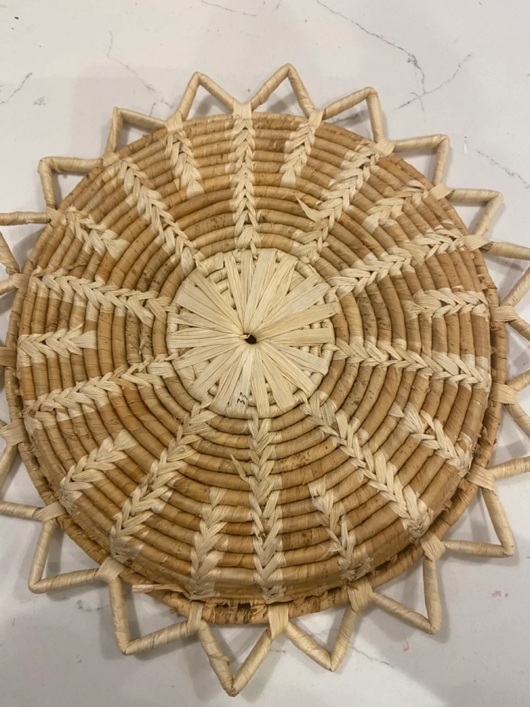 Vintage Woven Sunburst Rattan Basket/Wall Hanging image indicator(4)