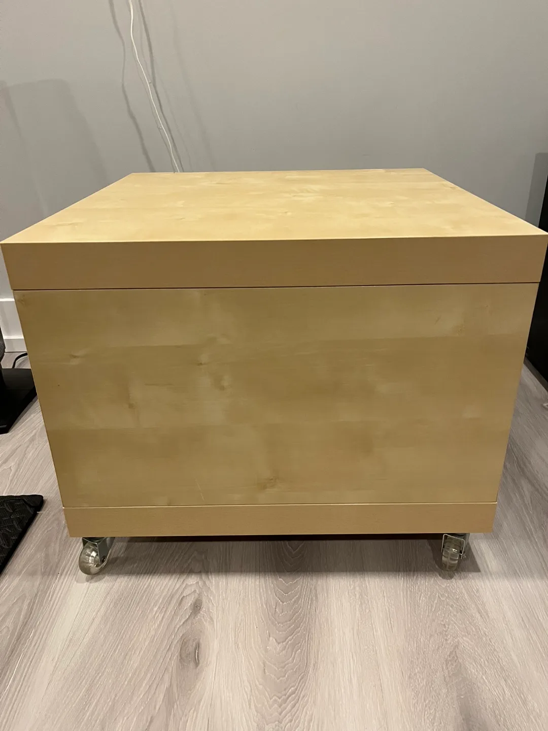 IKEA Beige Rolling Table Stand image indicator(3)