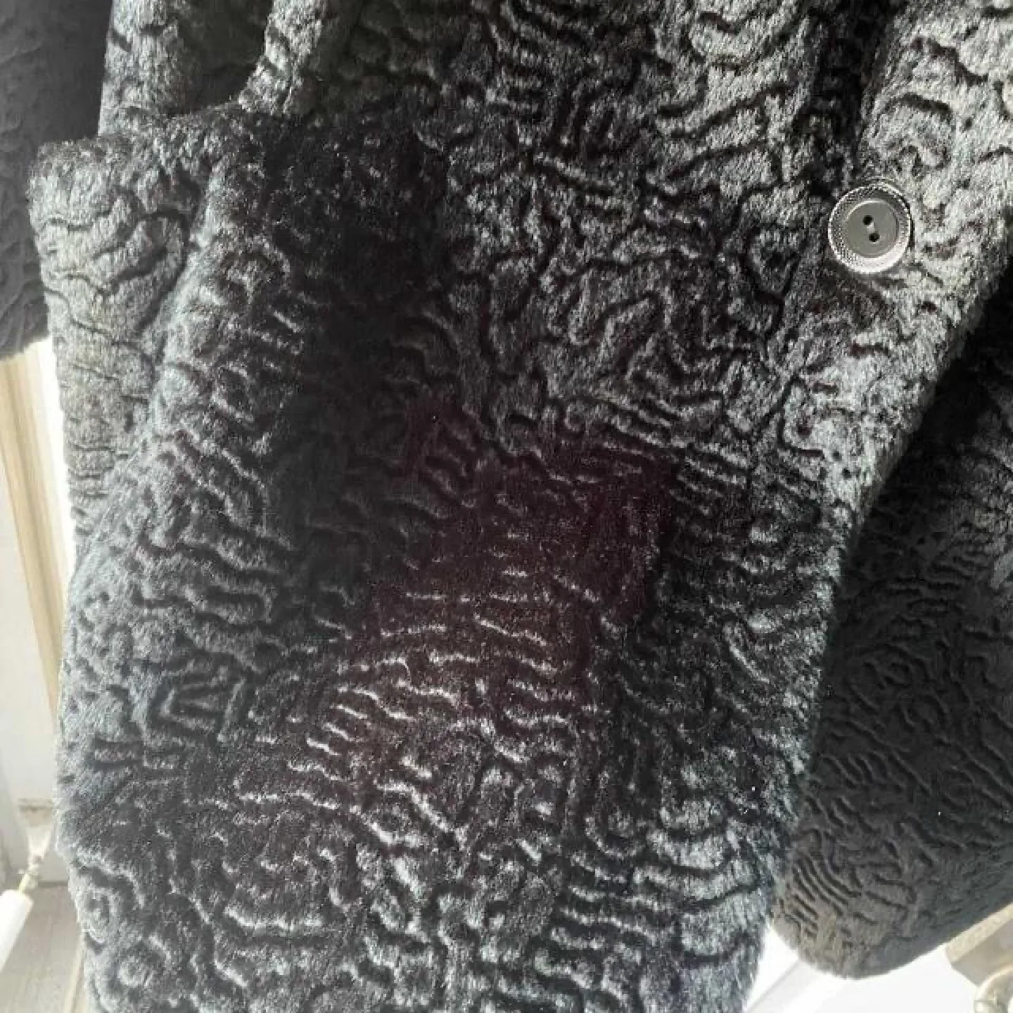 Vintage fur coat image indicator(3)