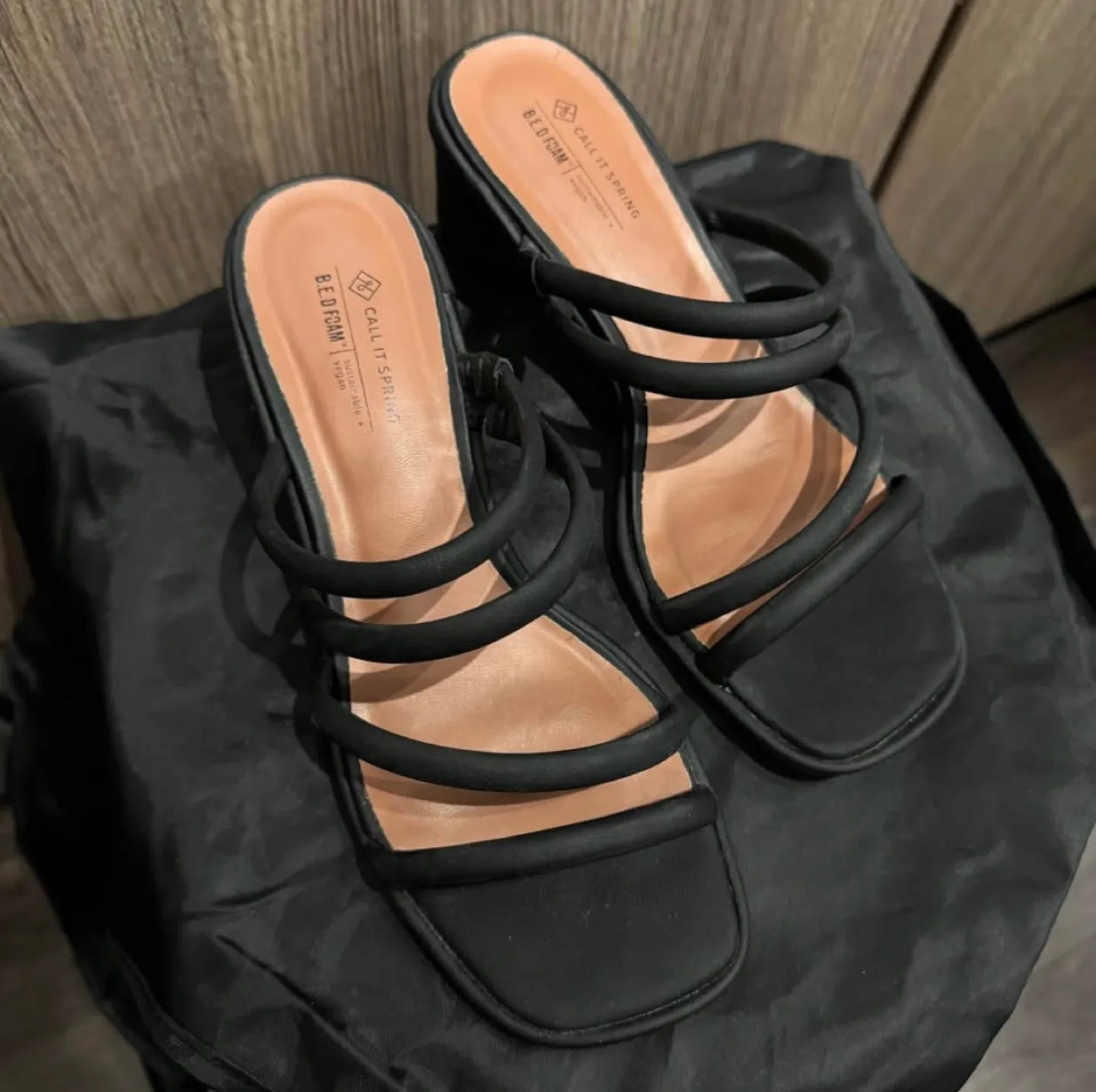 Woman Flat Shoes Sandals image indicator(6)