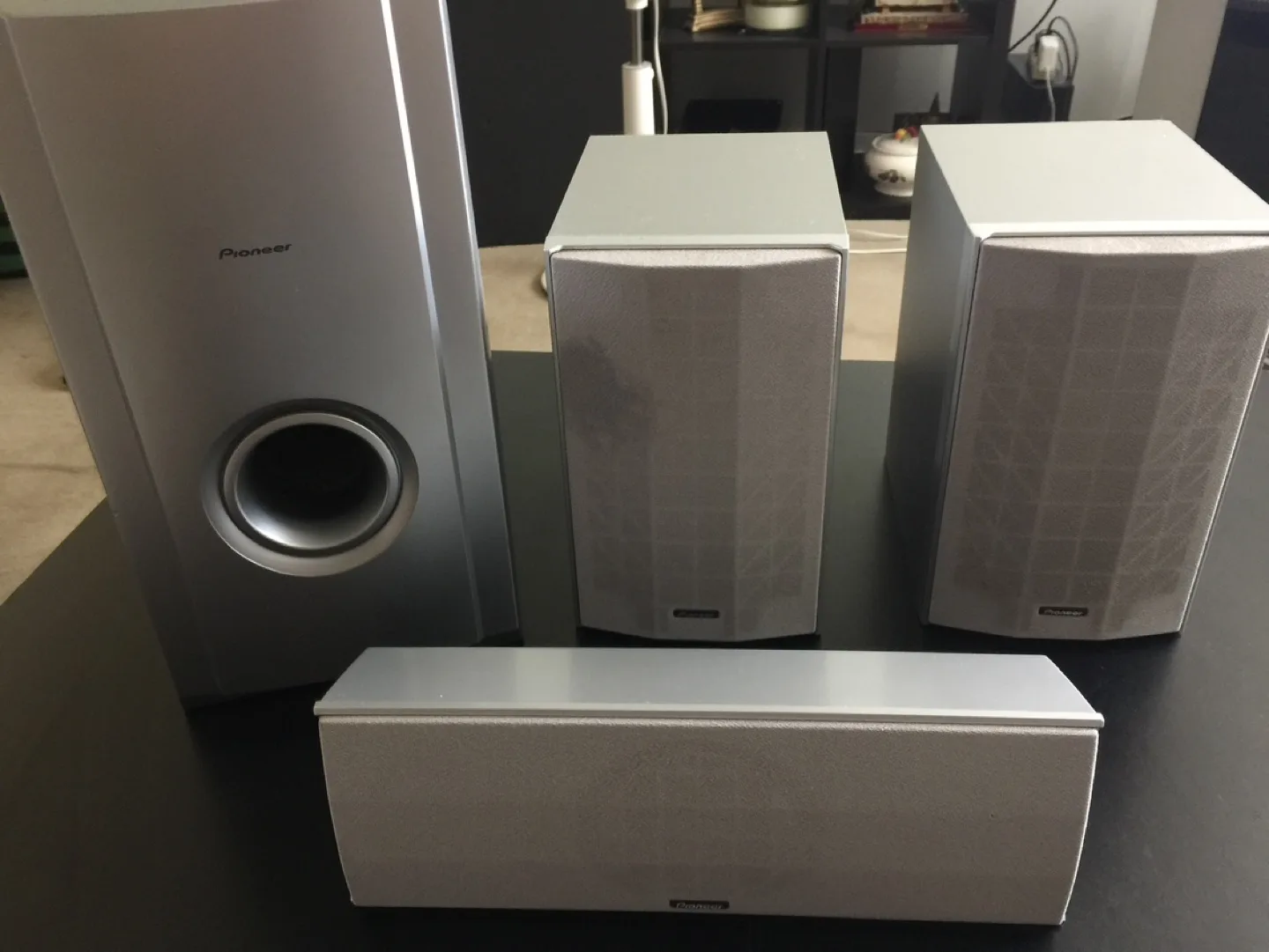 MAKE AN OFFER/Pioneer stereo system/Pls read details below image indicator(10)