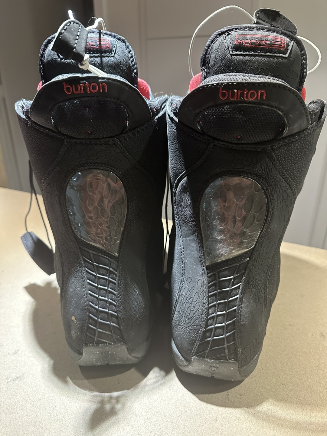 Women’s Burton Imprint 2 snowboarding boots 7.5 - photo 2