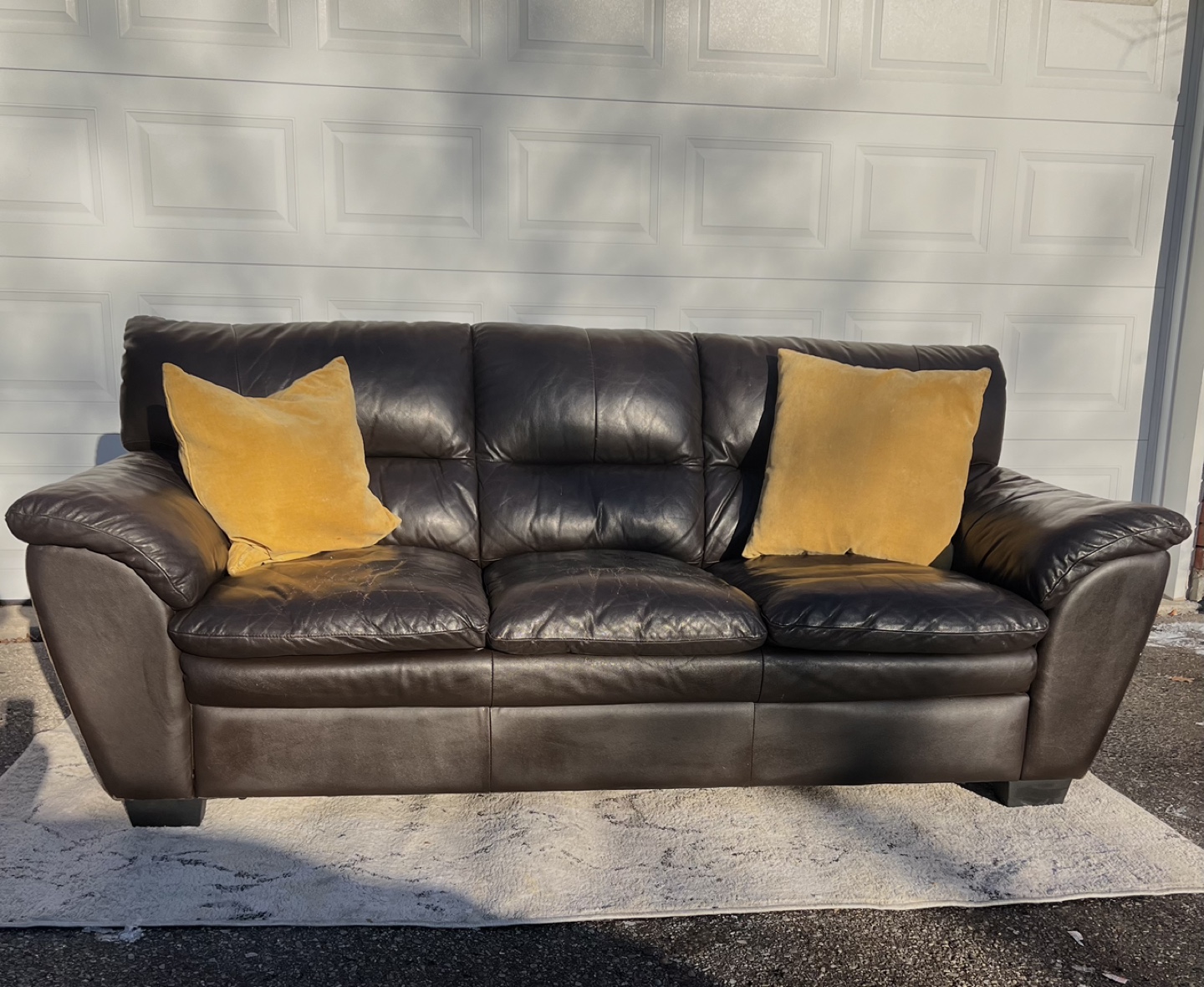*FREE DELIVERY* Black Leather 3-Seater Sofa for Sale