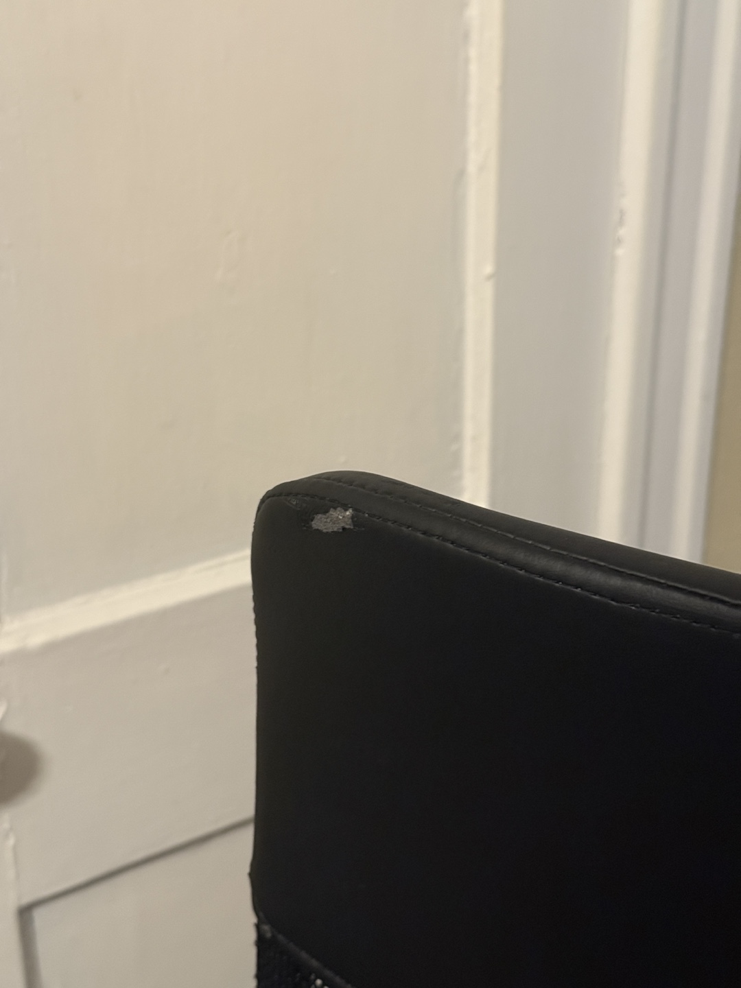 Black Mesh Office Chair - photo 4