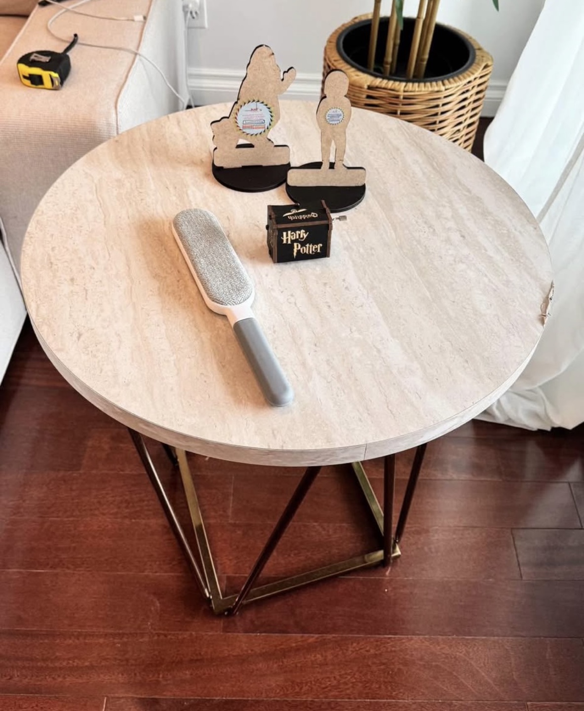 Ashley Coffee and Side tables - photo 4
