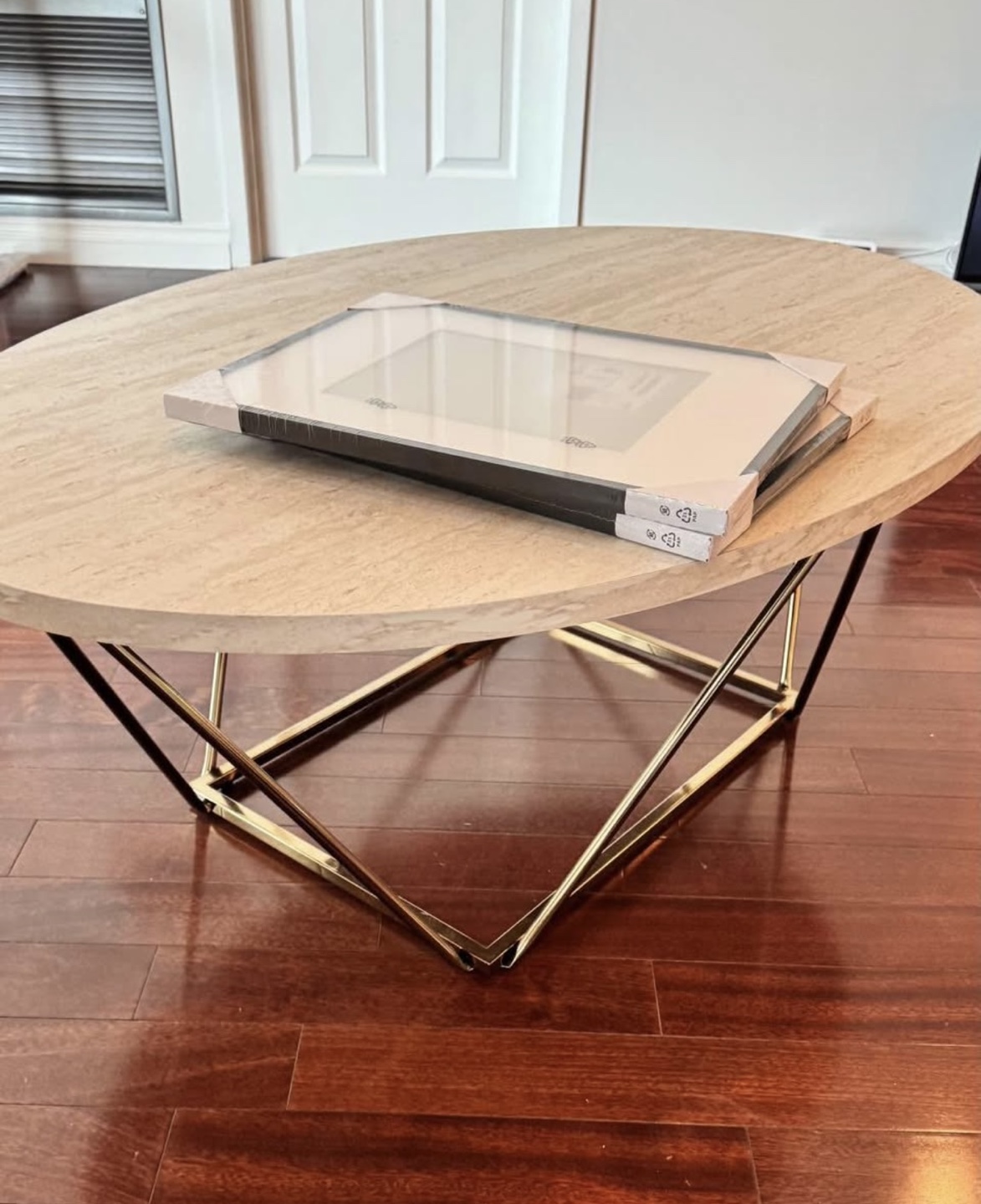Ashley Coffee and Side tables - photo 2