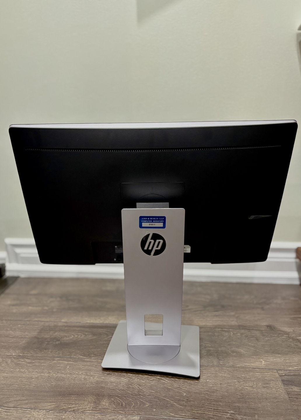 HP EliteDisplay E240 Monitor with Speaker - photo 2