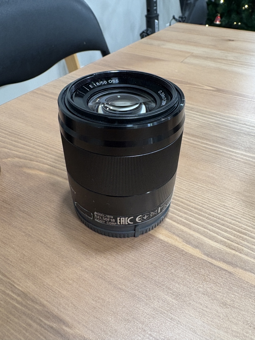 Sony E 50mm f/1.8 OSS Lens - photo 4