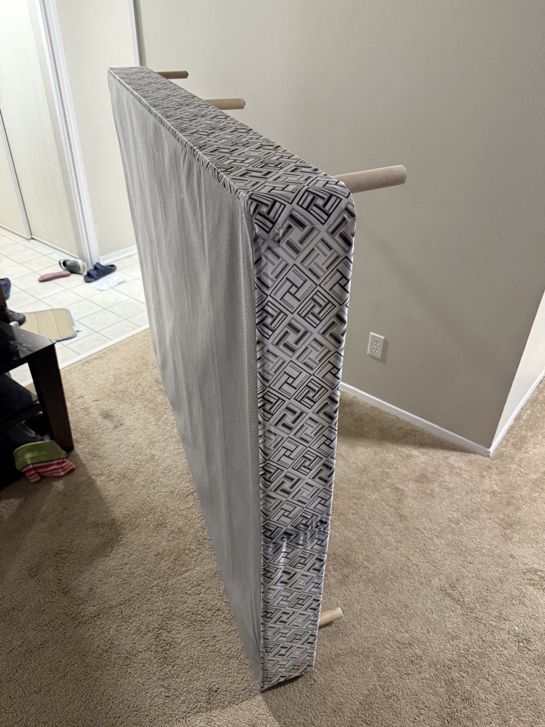 Box Spring/Foundation - Queen Size - photo 4