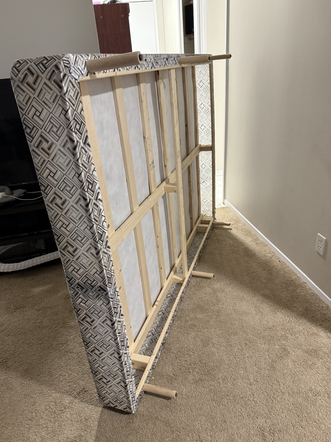 Box Spring/Foundation - Queen Size