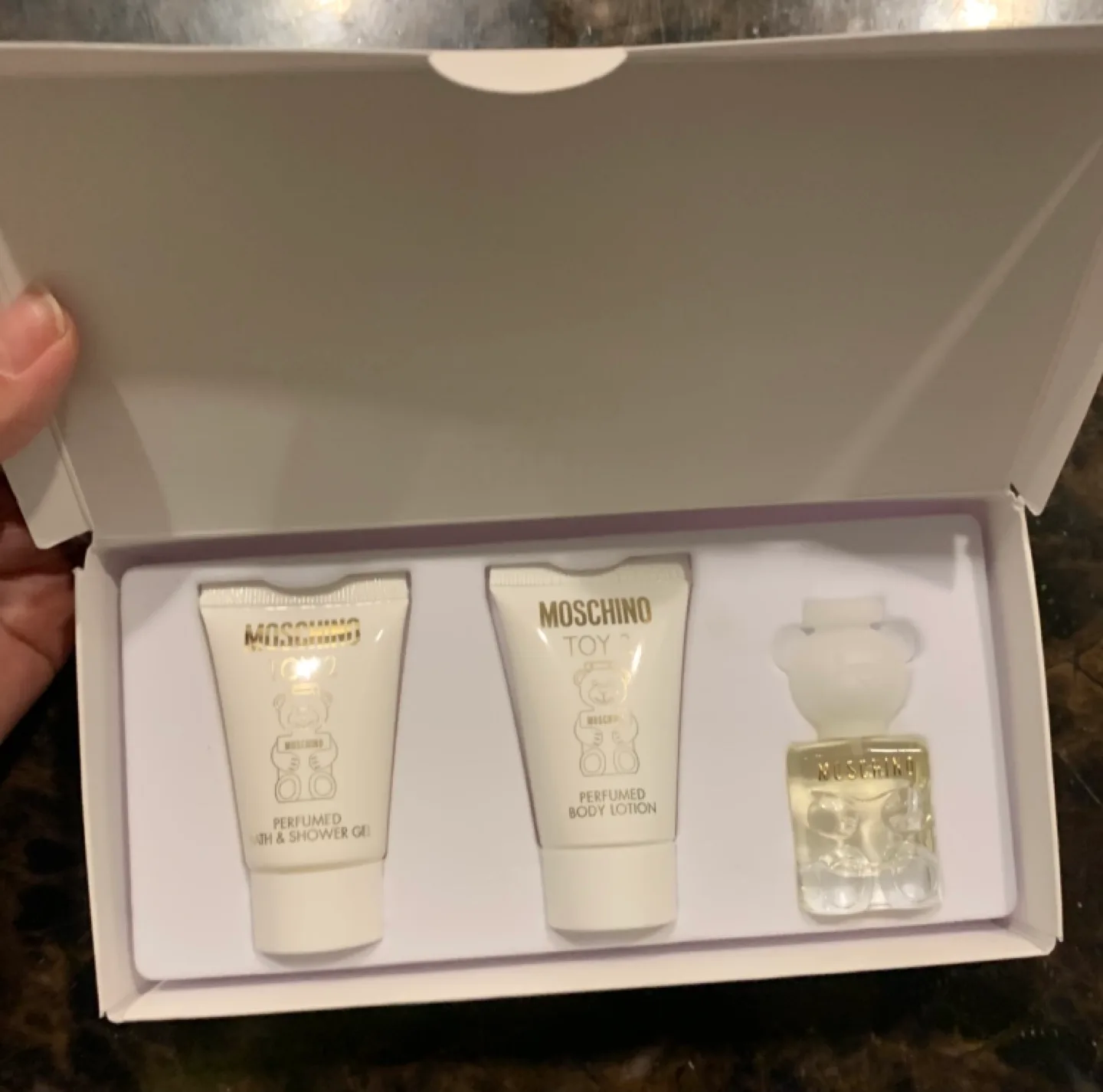 Moschino Toy 2 Gift Set image indicator(2)