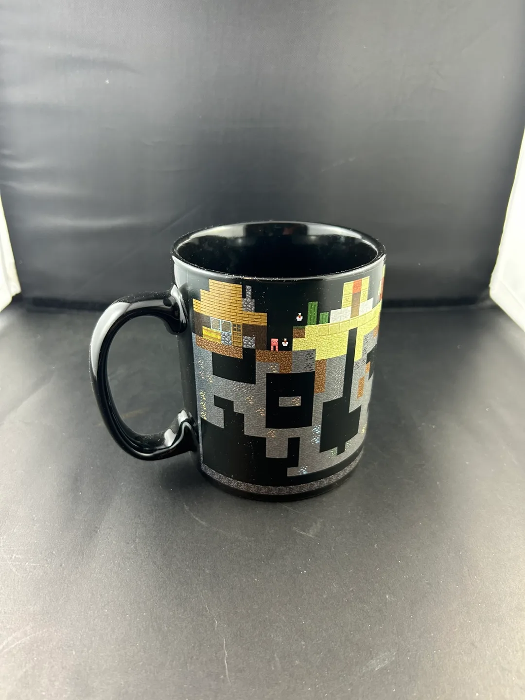 Minecraft Creeper Heat Changing Mug. New in box. image indicator(2)