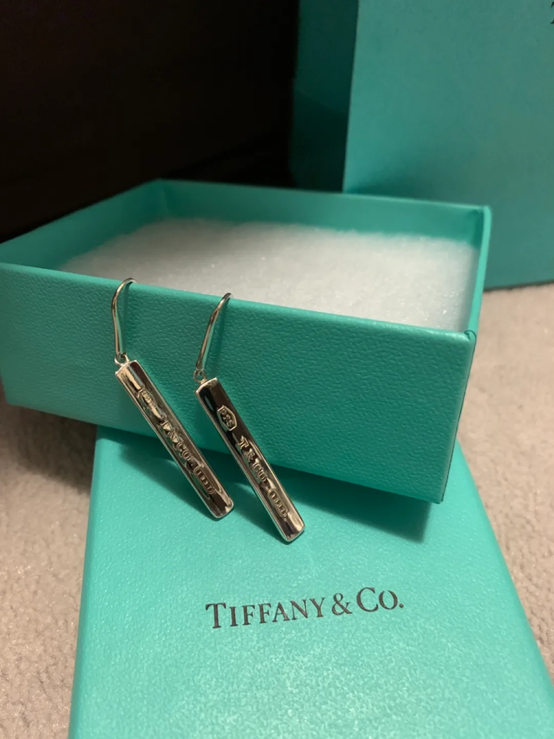 NEW Authentic Tiffany & Co. 1837 Rectangle Drop Earrings image indicator(3)