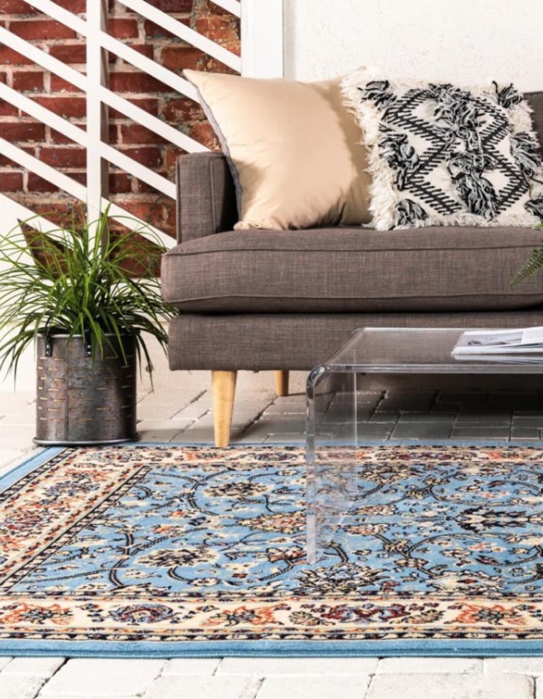 Blue and Cream Floral Area Rug - photo 3