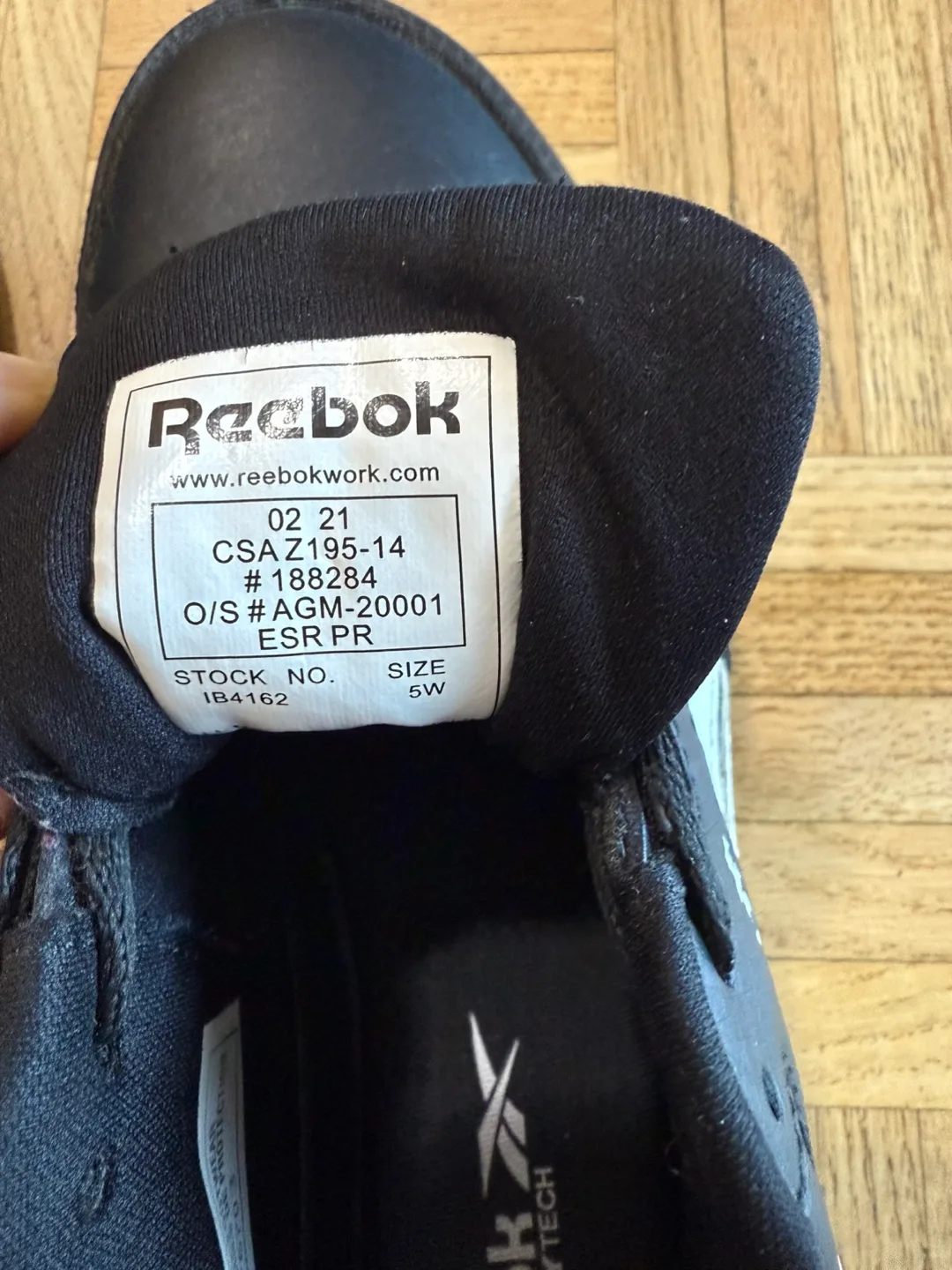 Unisex Safety Shoes - Reebok Black Leather Sneakers with ESR image indicator(3)