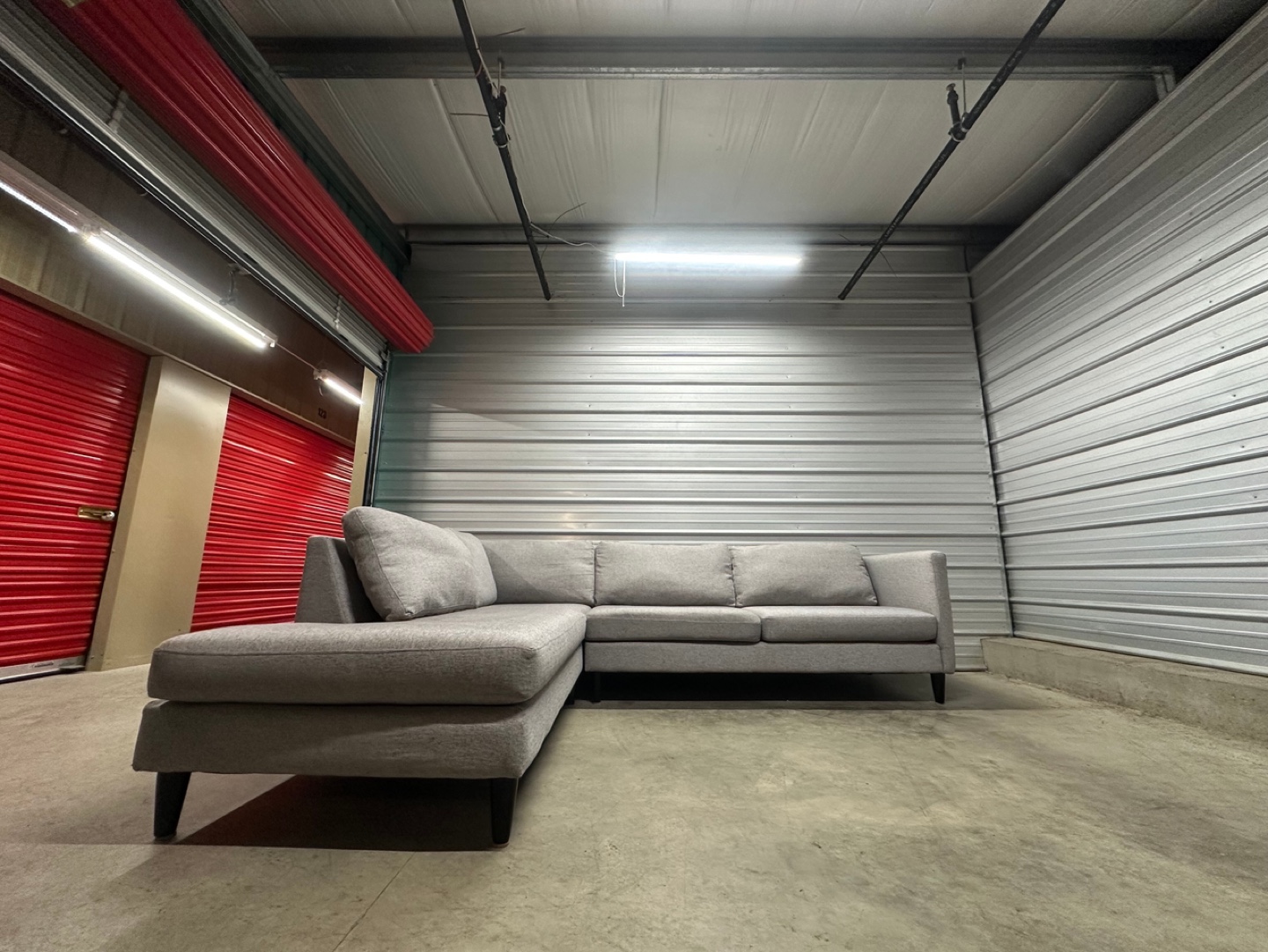 Light Grey Sectional (FREE DELIVERY) - photo 2