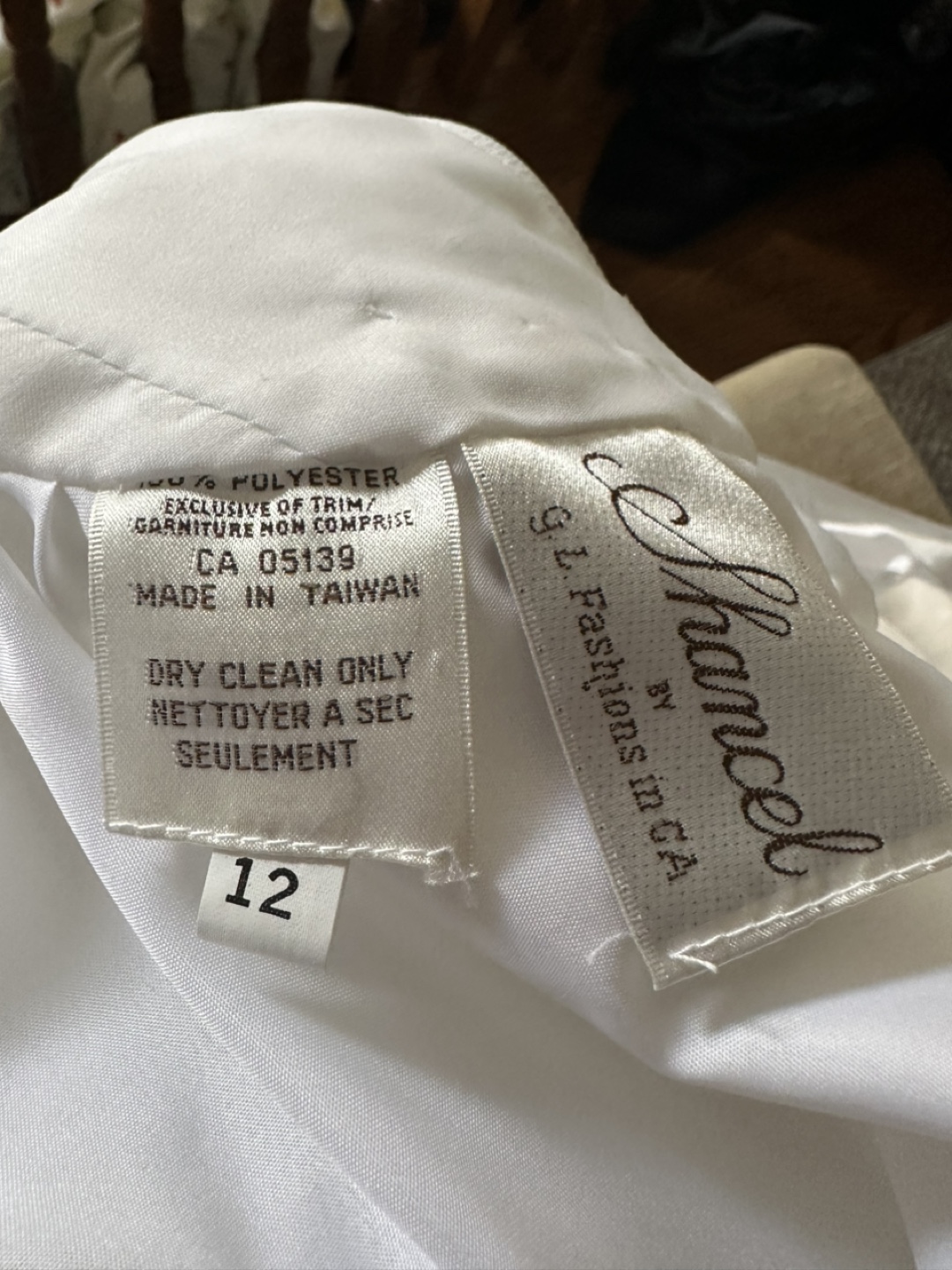 Vintage Wedding Dress - photo 2