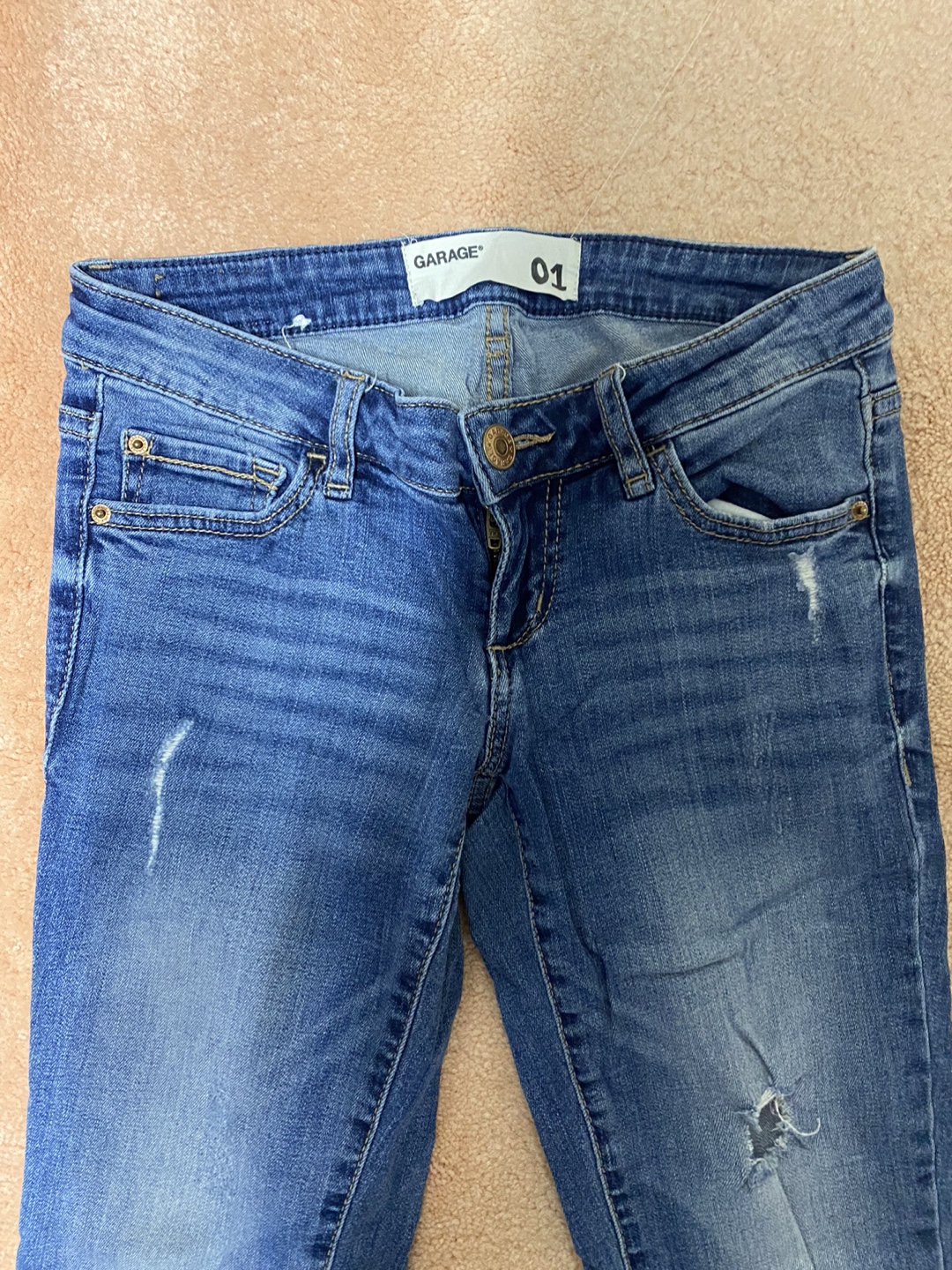 Garage ladies ripped pants (like new) - photo 2