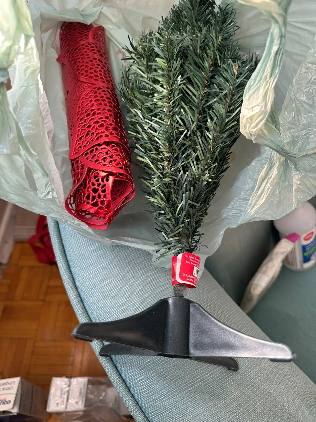 FREE: 1ft Christmas Tree with some decor and runner included image indicator(3)