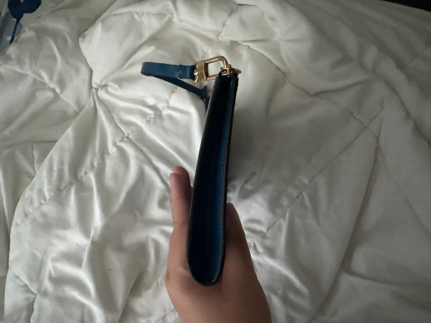 Louis Vuitton Epi Pochette image indicator(3)