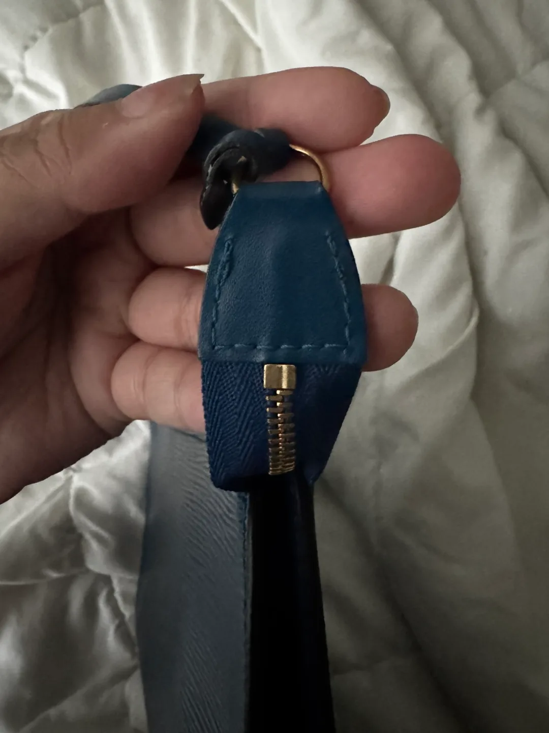 Louis Vuitton Epi Pochette image indicator(6)