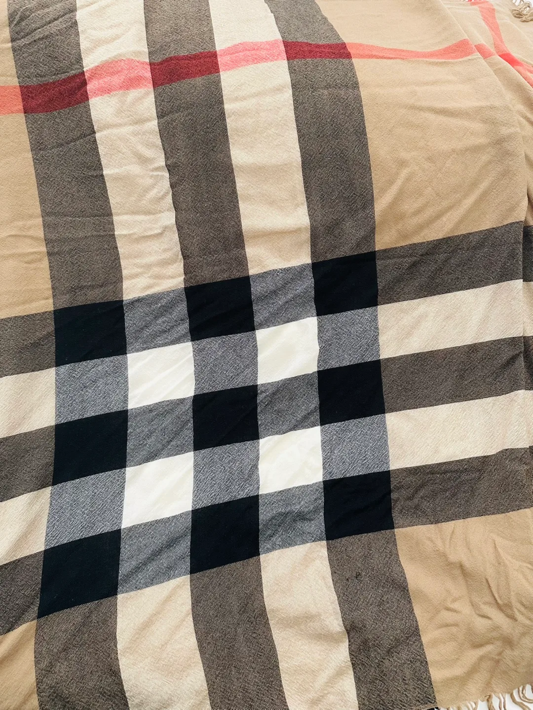 Burberry 100% extra fine Merino Wool Scarf $300 image indicator(2)