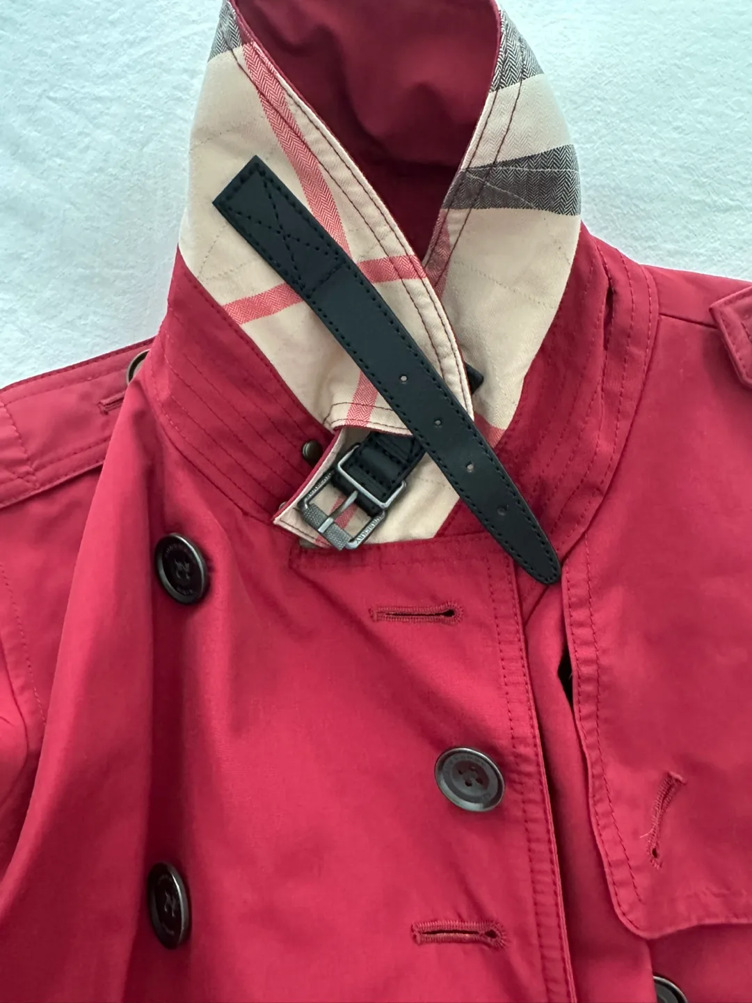Burberry Brit Trench Coat size 6 -  $600 image indicator(5)