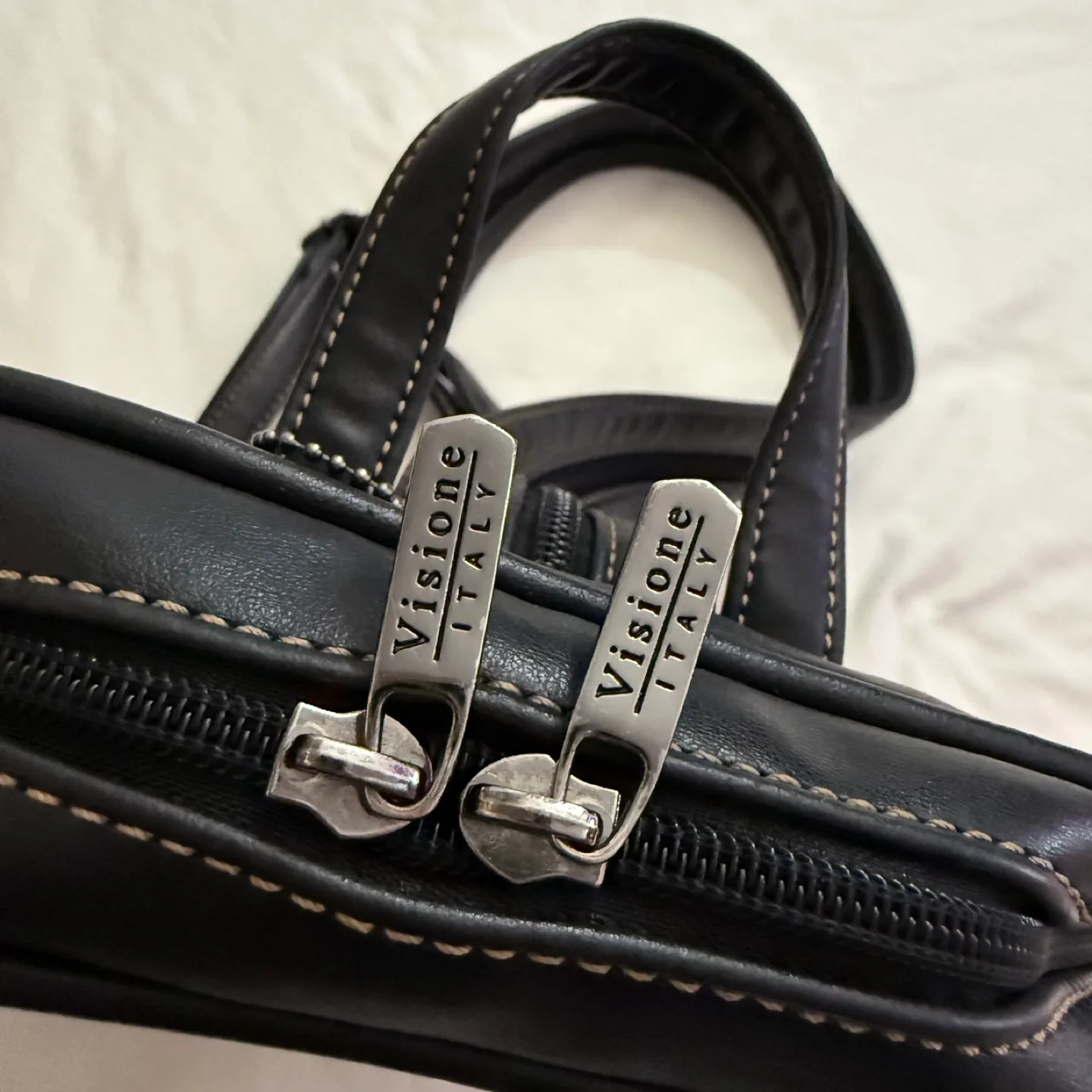 Visione Italy Leather Backpack image indicator(5)