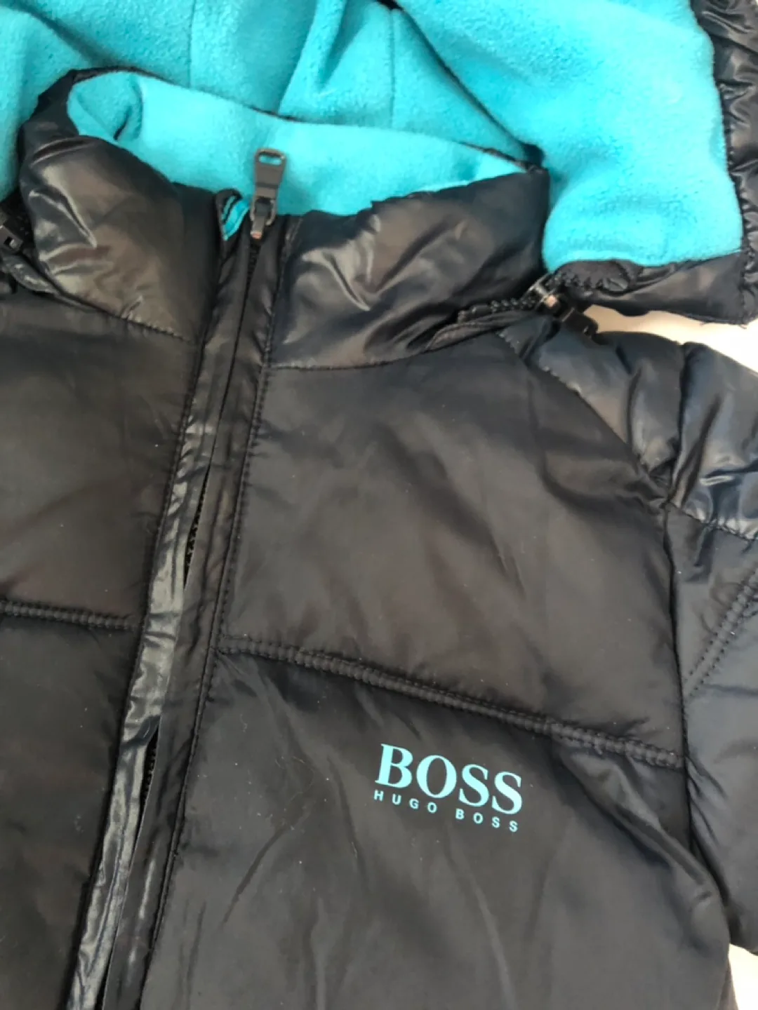 Hugo Boss Baby Snowsuit 12 Months image indicator(3)