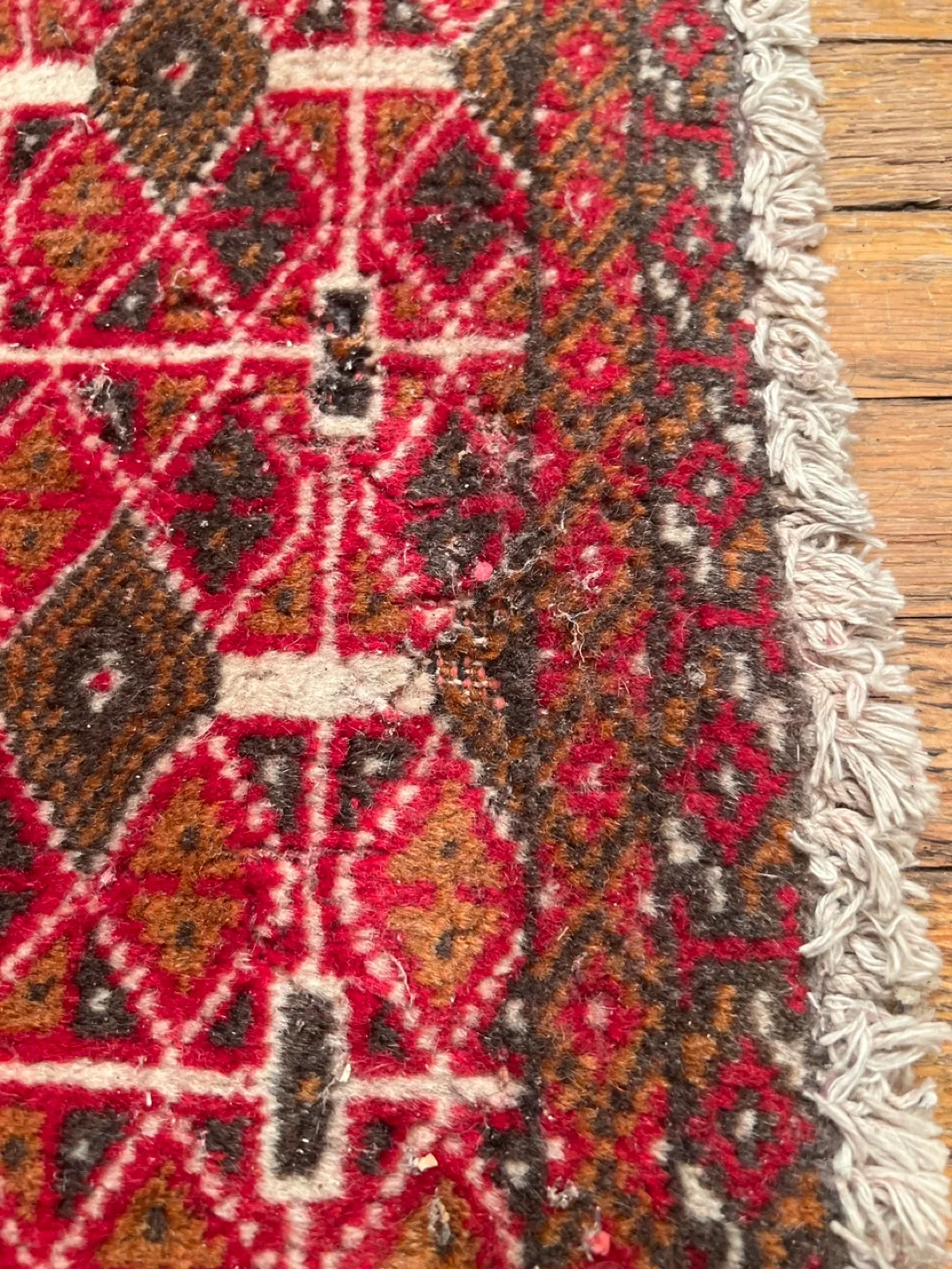 Red Persian Runner Rug image indicator(2)
