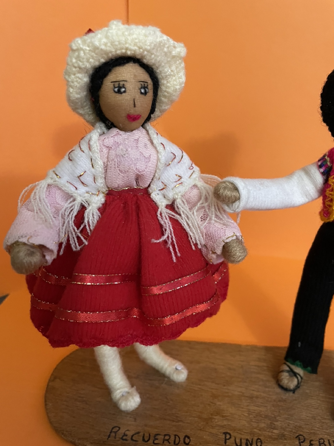 Peruvian Couple Folk Dolls Souvenir - photo 4