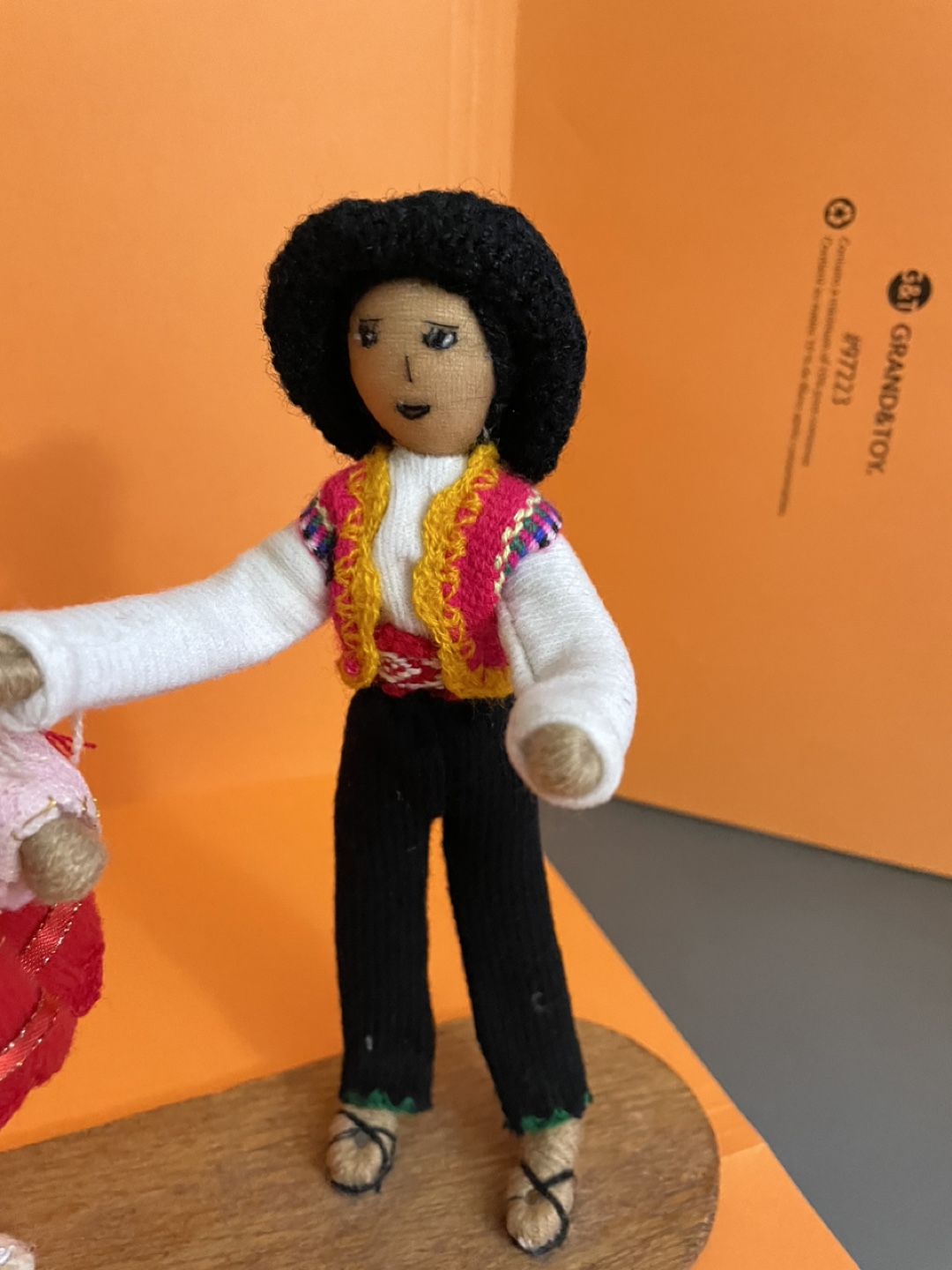 Peruvian Couple Folk Dolls Souvenir - photo 5