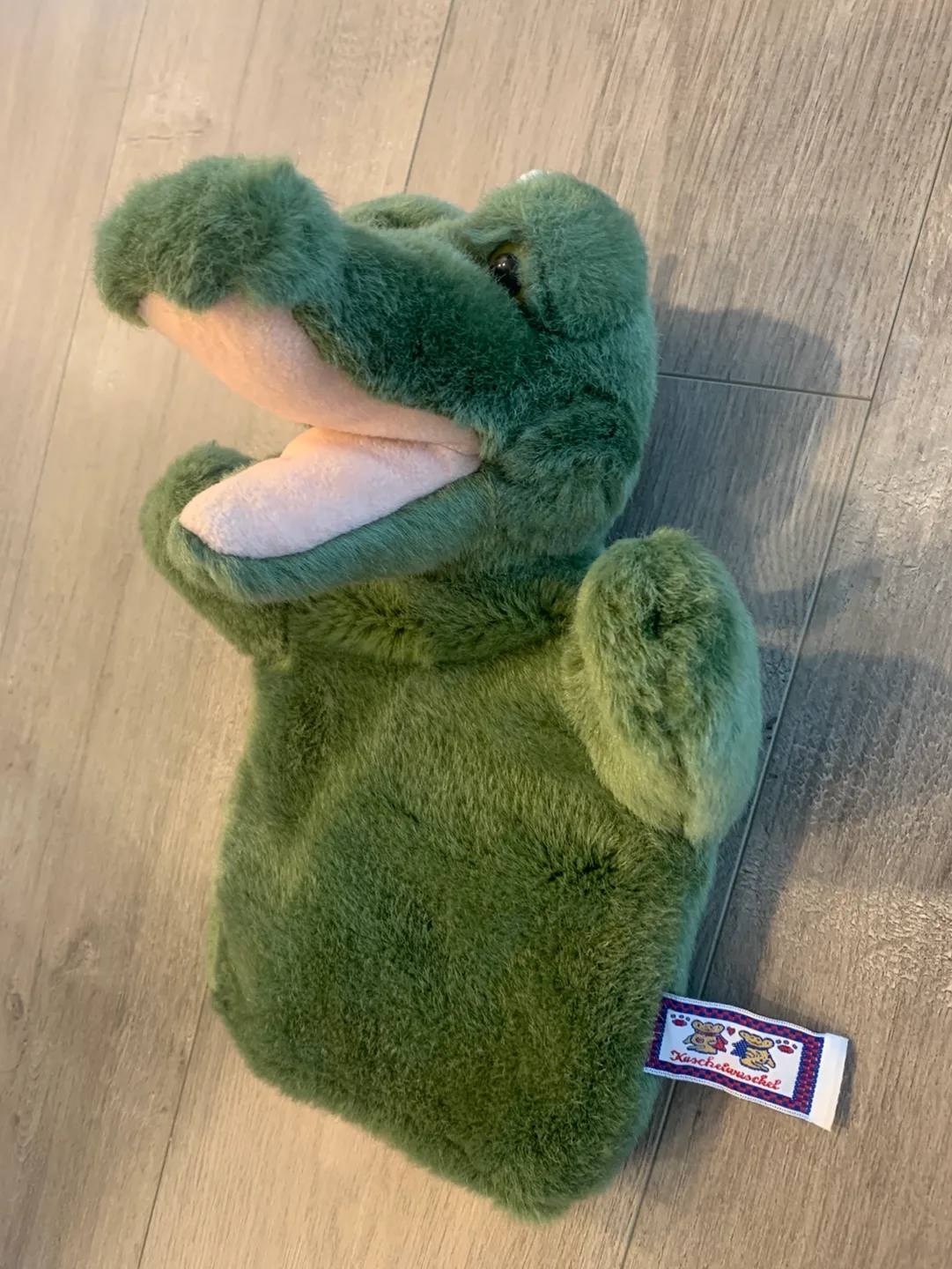Green Alligator Hand Puppet By Kuschelwuschel image indicator(2)