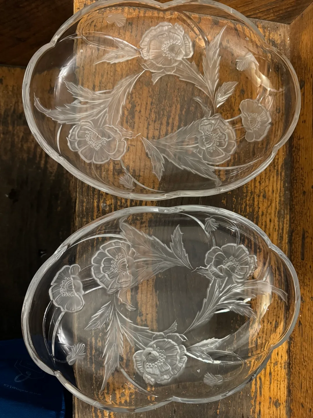 Set of 2 Glass Serving Dishes - Floral Design thumbnail