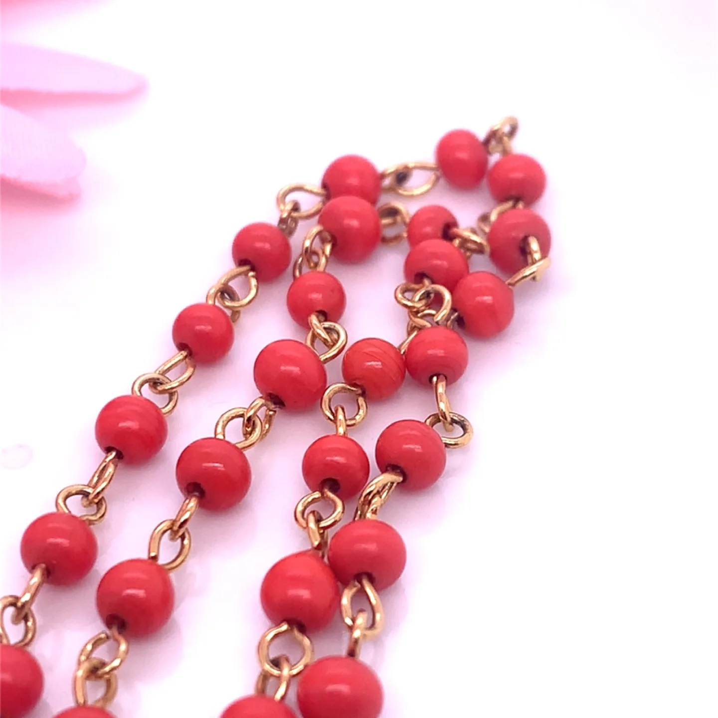 Vintage Coral and Gold Bracelet image indicator(3)