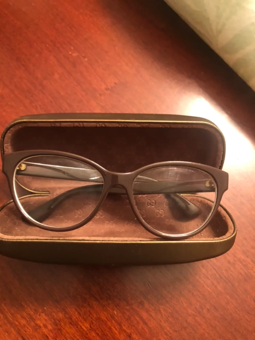 Gucci Frames image indicator(3)