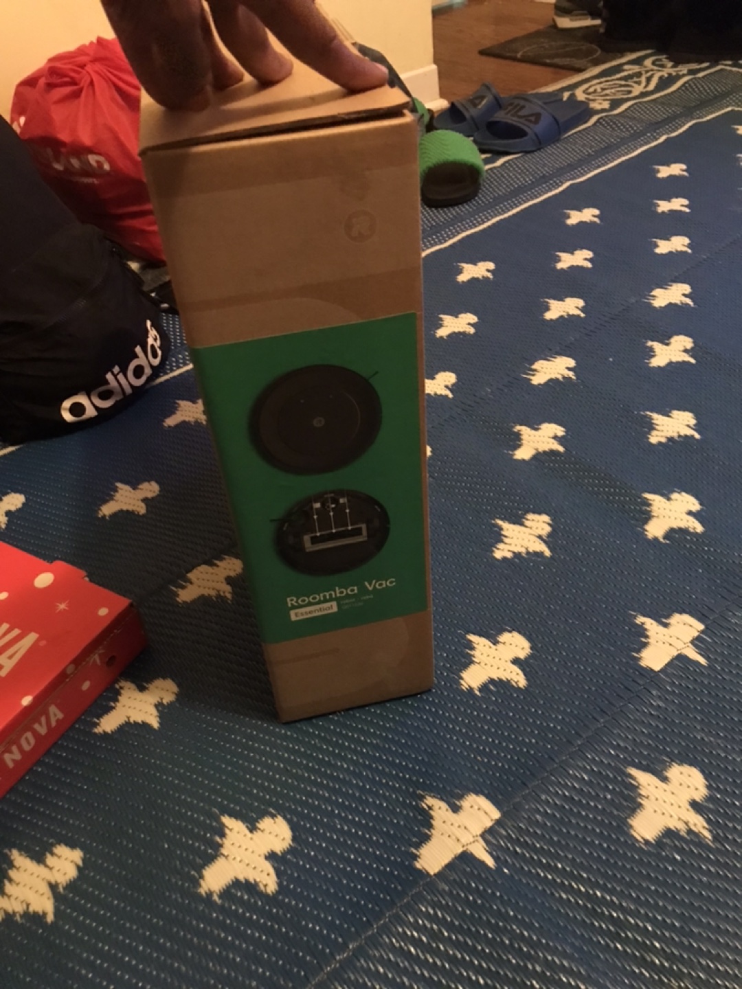Roomba vac - photo 3