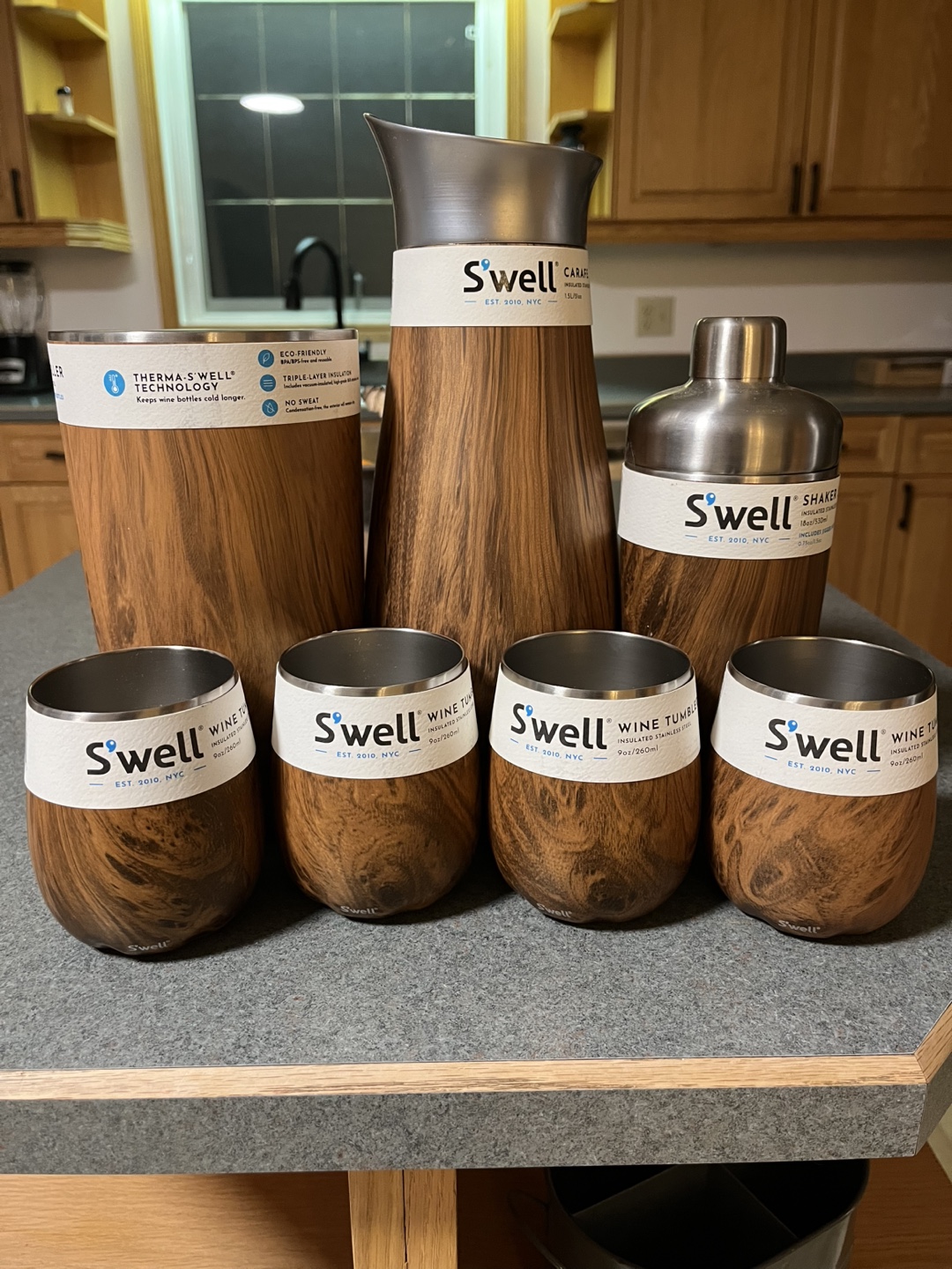 Swell Wine Tumbler Set