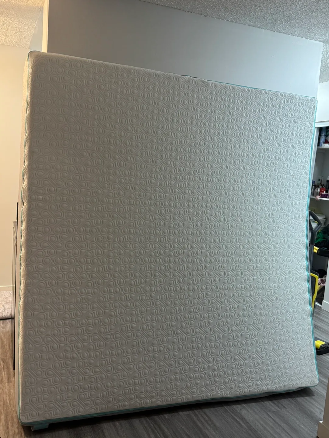 King siza Mattress image indicator(2)