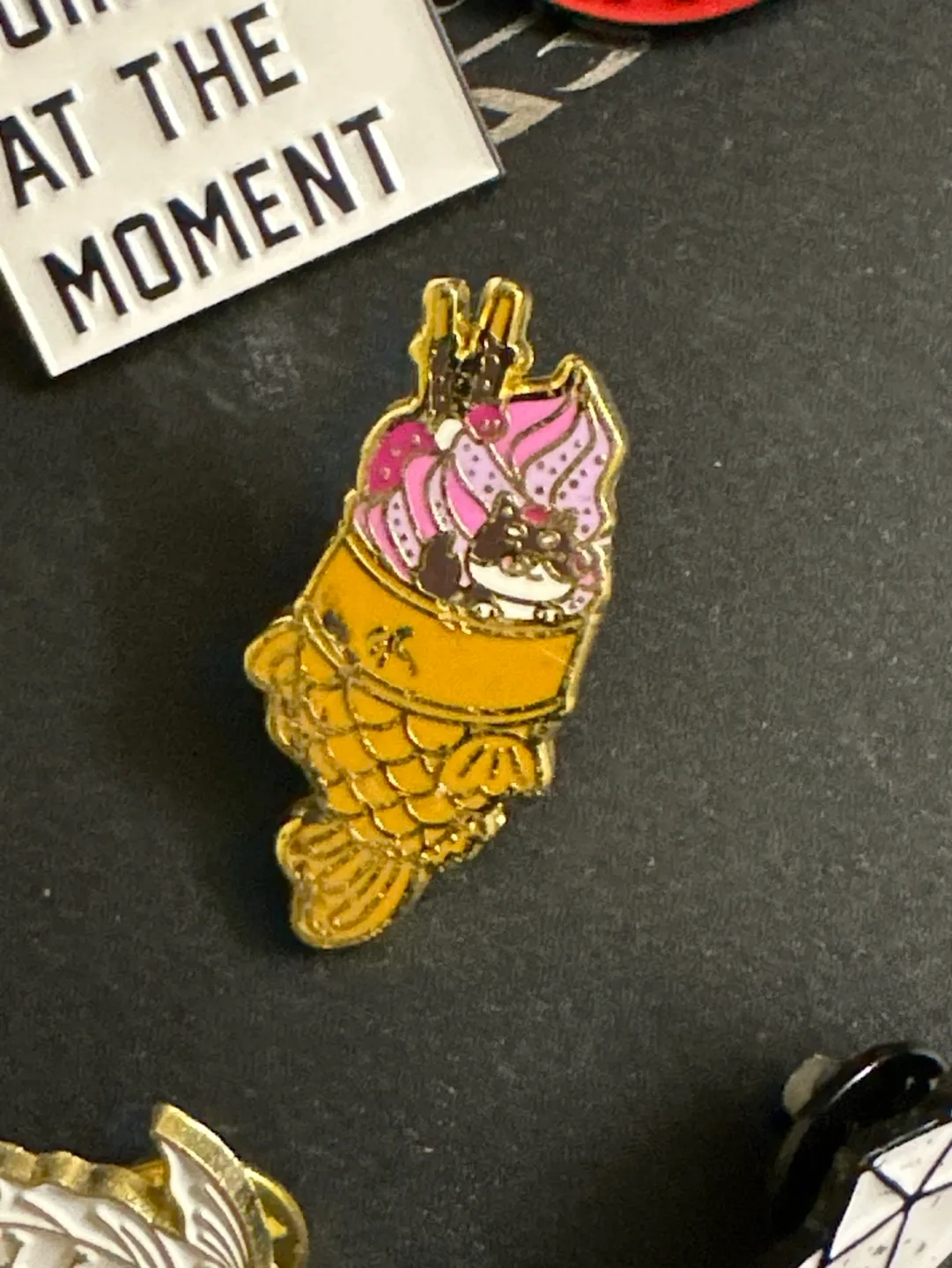 Enamel Pins #Freecycle image indicator(2)