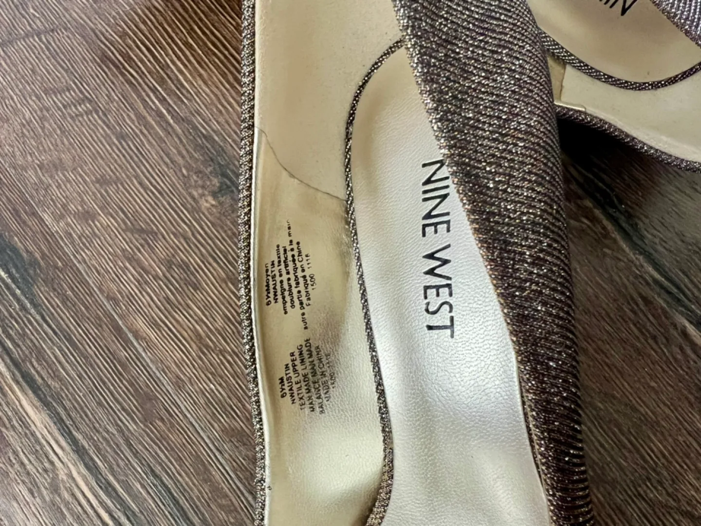 Nine West Gold Glitter Heels image indicator(5)