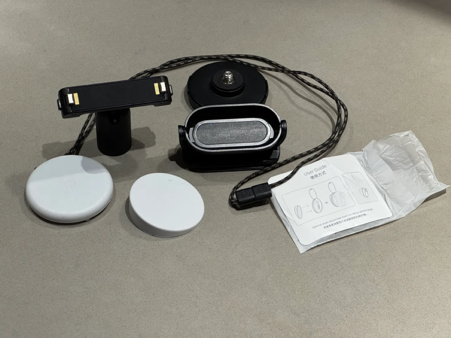 Insta360 Go 3 Only Action Pod And Accessories image indicator(6)